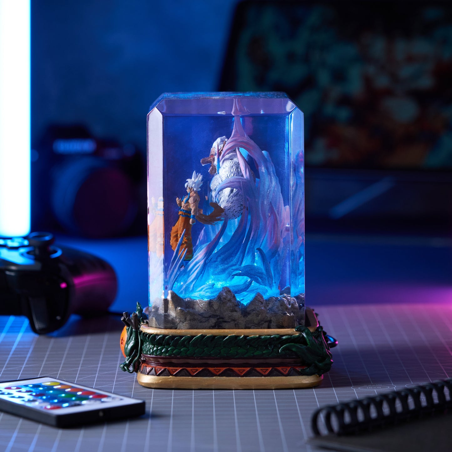 Goku Ozaru - Dragon Ball Premium - handmade resin lamp