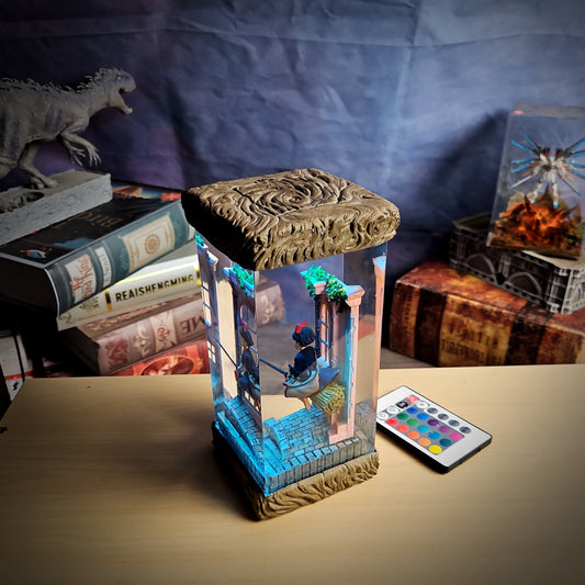 KIKI Resin Lamp - handmade resin lamp