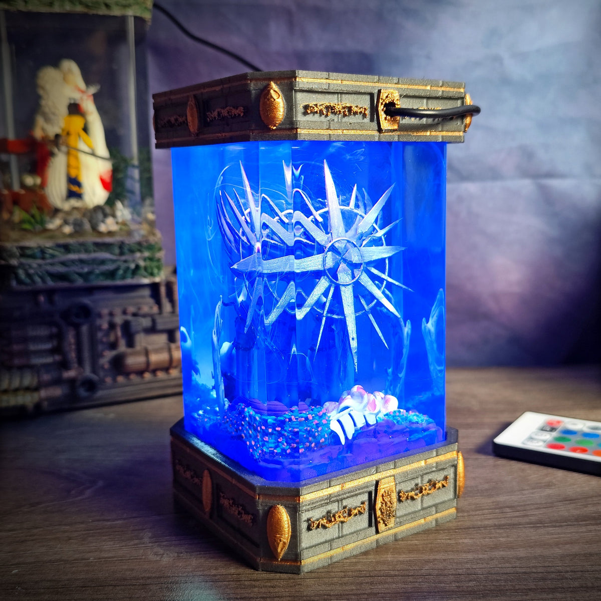 Hollow Knight Resin Lamp V2 – Battle Pose - handmade resin lamp