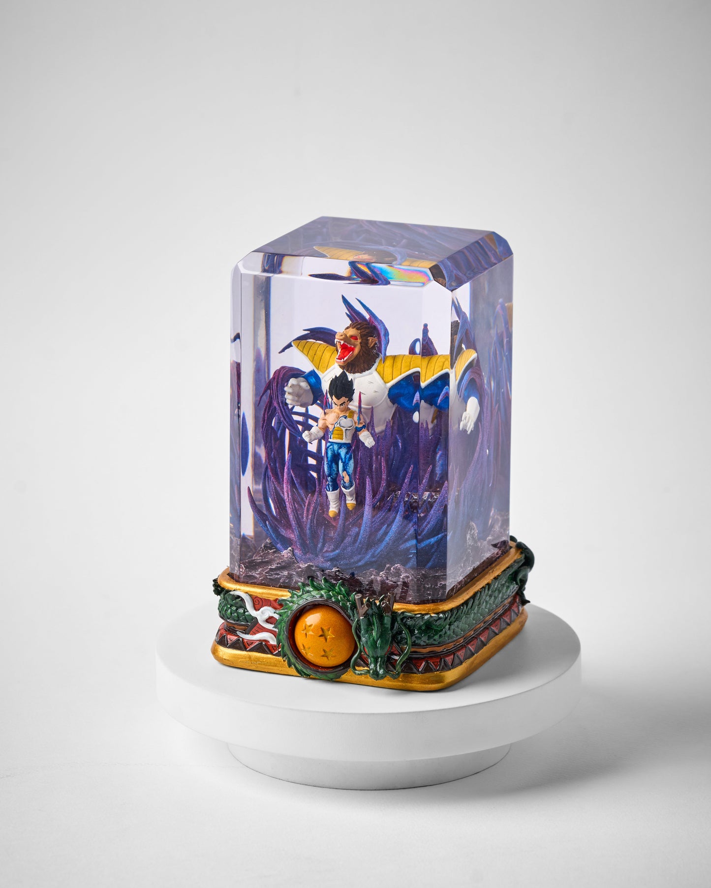 Vegeta Ozaru - Dragon Ball Premium - handmade resin lamp