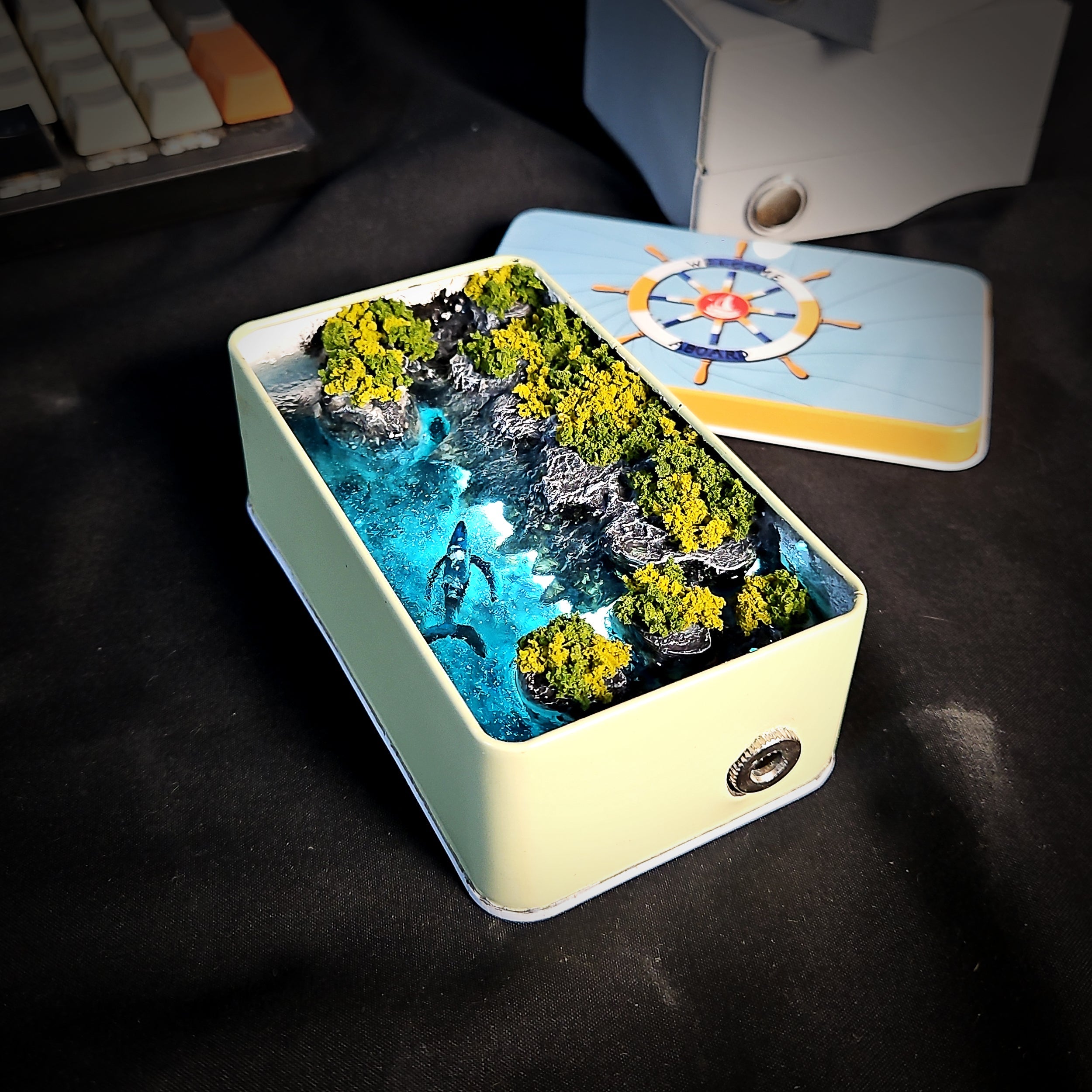 Whale Tin Light Box - handmade resin light box