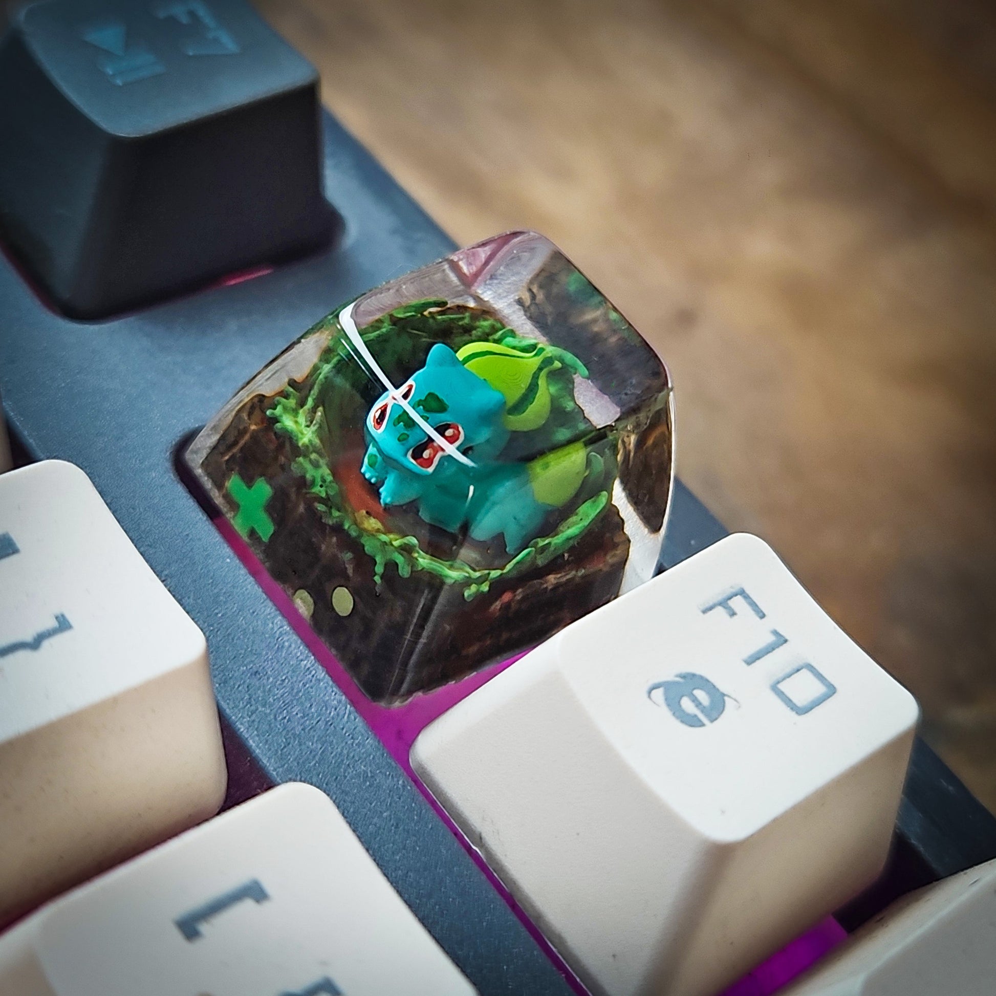 Bulbarsaur New Keycap - handmade resin keycap