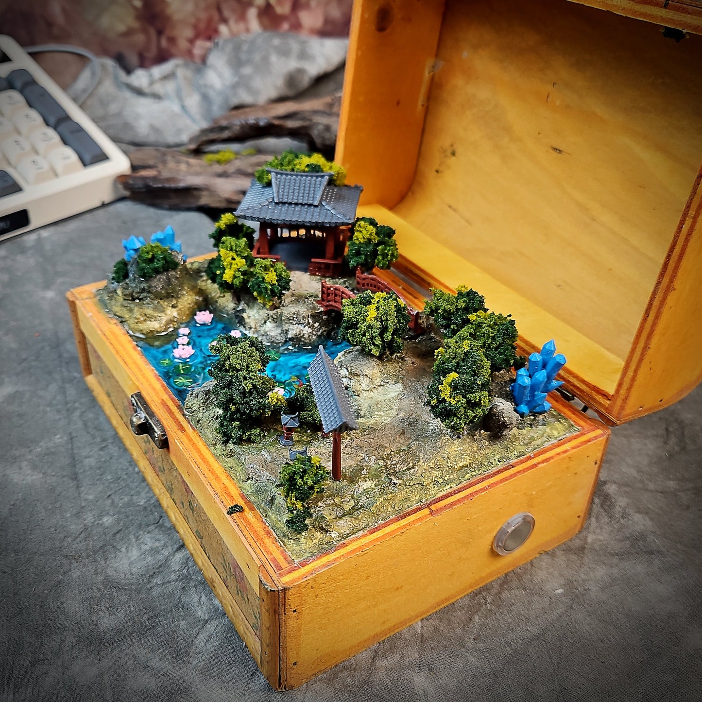 Torii Gate Light Box - handmade resin light box
