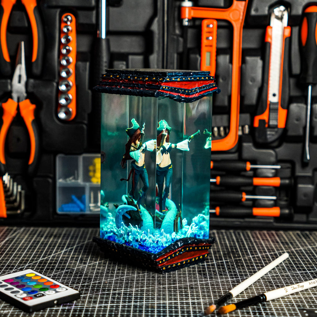 Miss Fortune LOL Resin Lamp