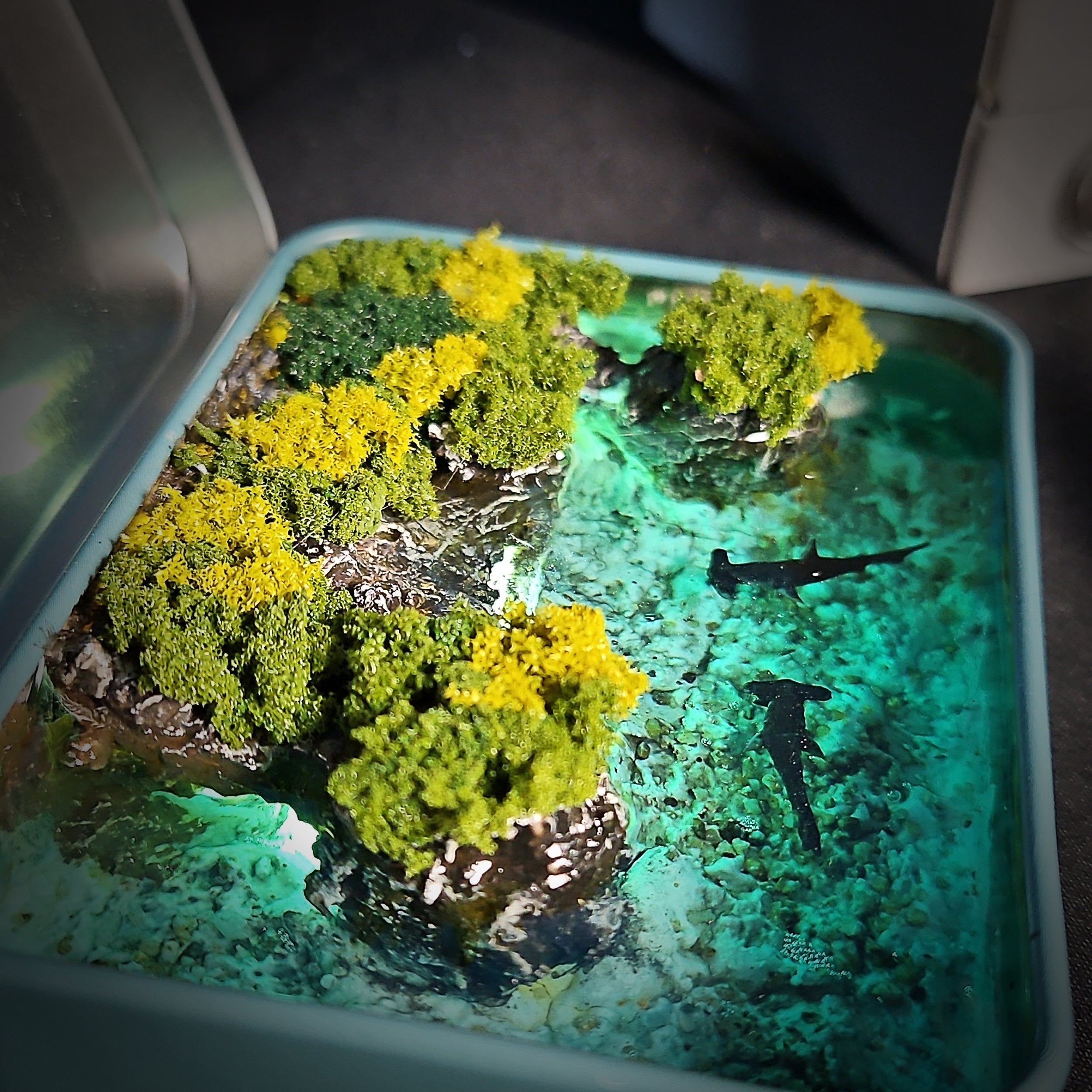 Hammerhead Tin Light Box - handmade resin light box