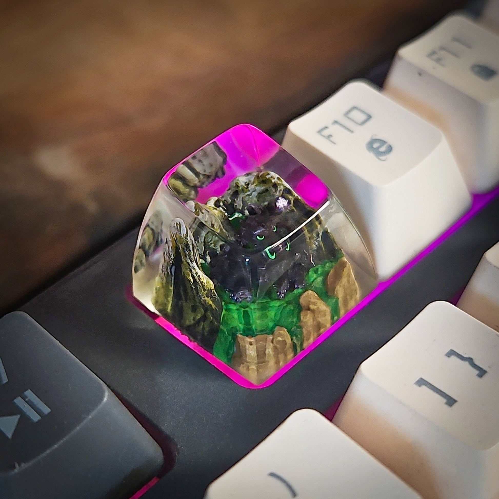 Toothless Keycap - handmade resin keycap