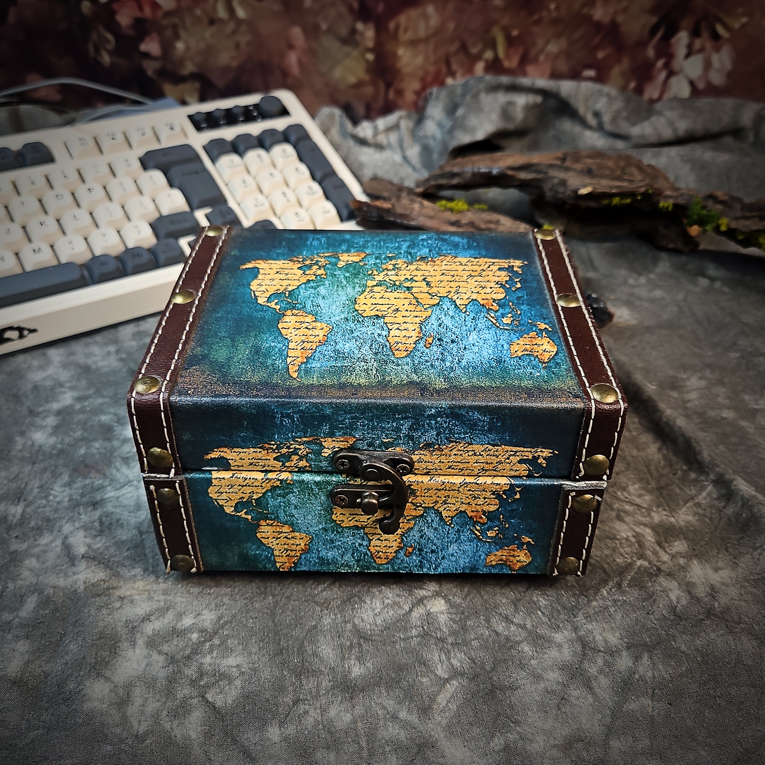 Map Turtle Light Box - handmade resin light box