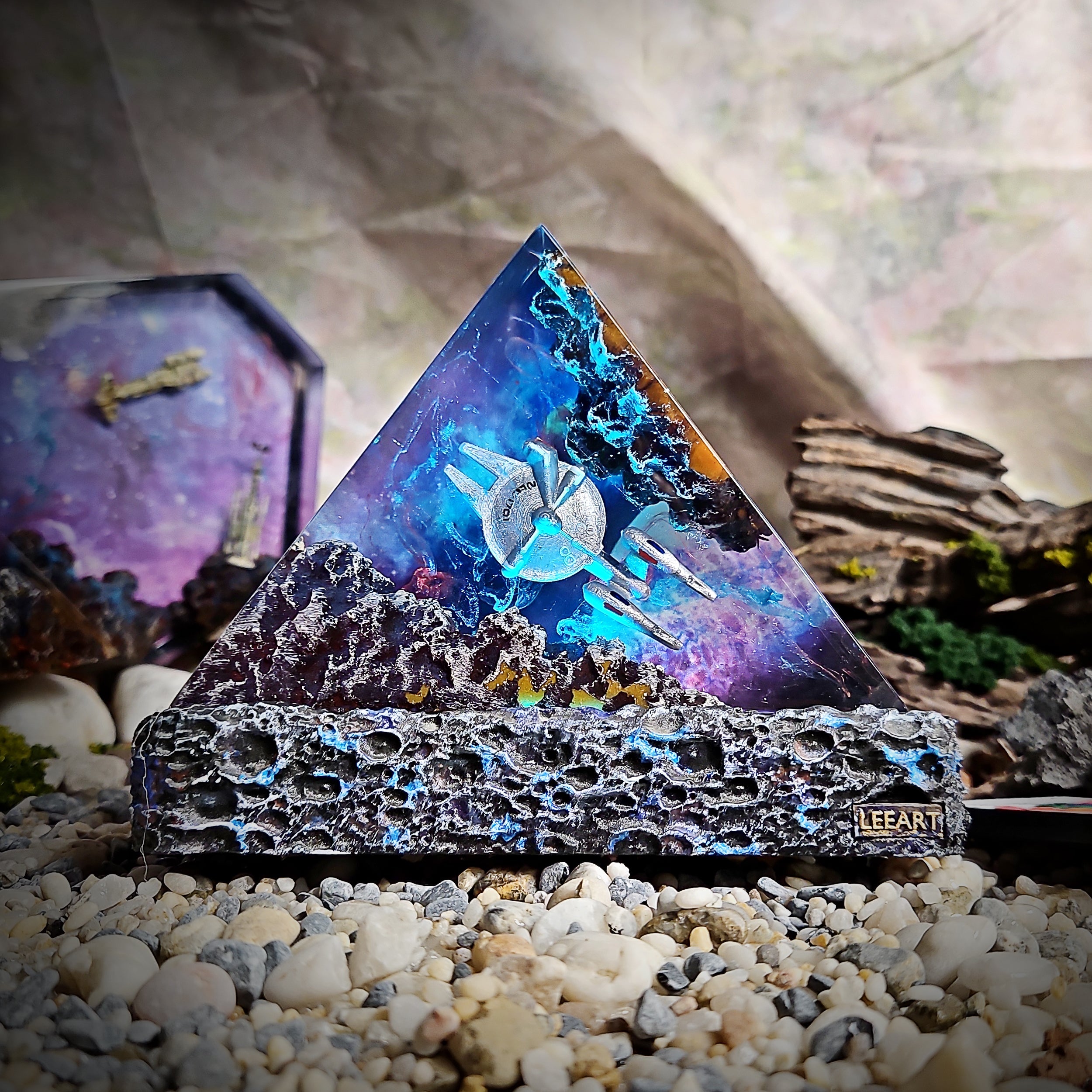 Galaxy StarTrek Triangle Resin Lamp - handmade resin lamp