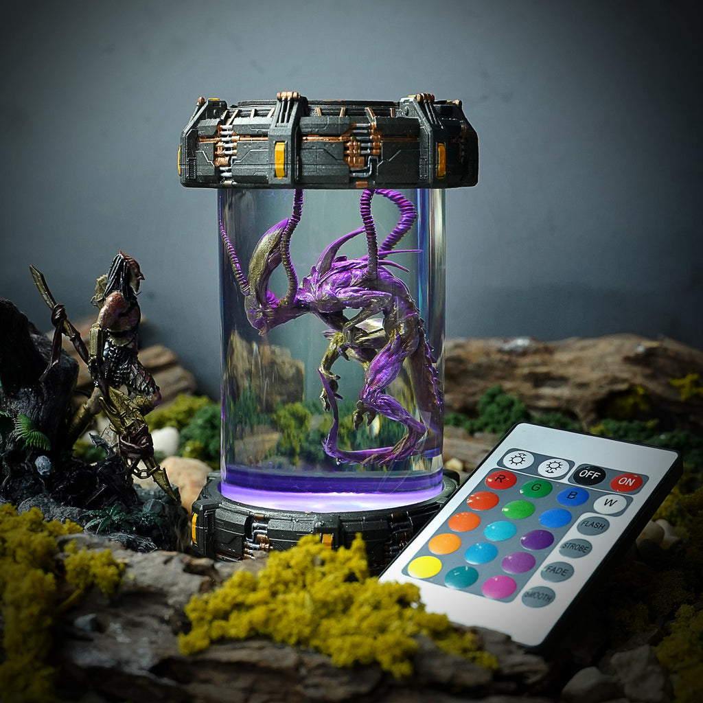 BIOLAB - ALIEN V2 Resin Lamp - handmade resin lamp