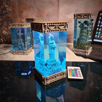 Statue of Liberty Resin Lamp - handmade resin lamp