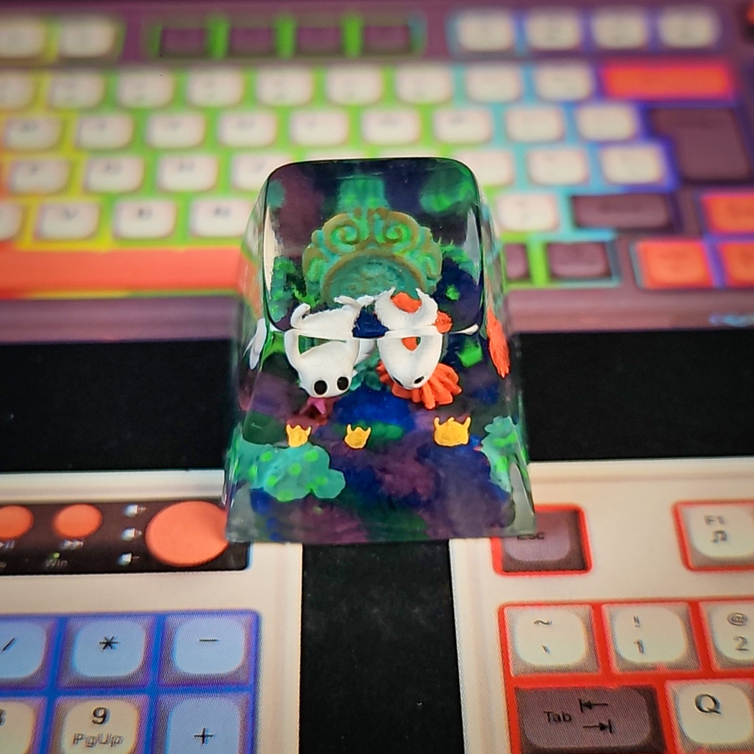 Hollow Knight And Hornet Keycap - handmade resin keycap