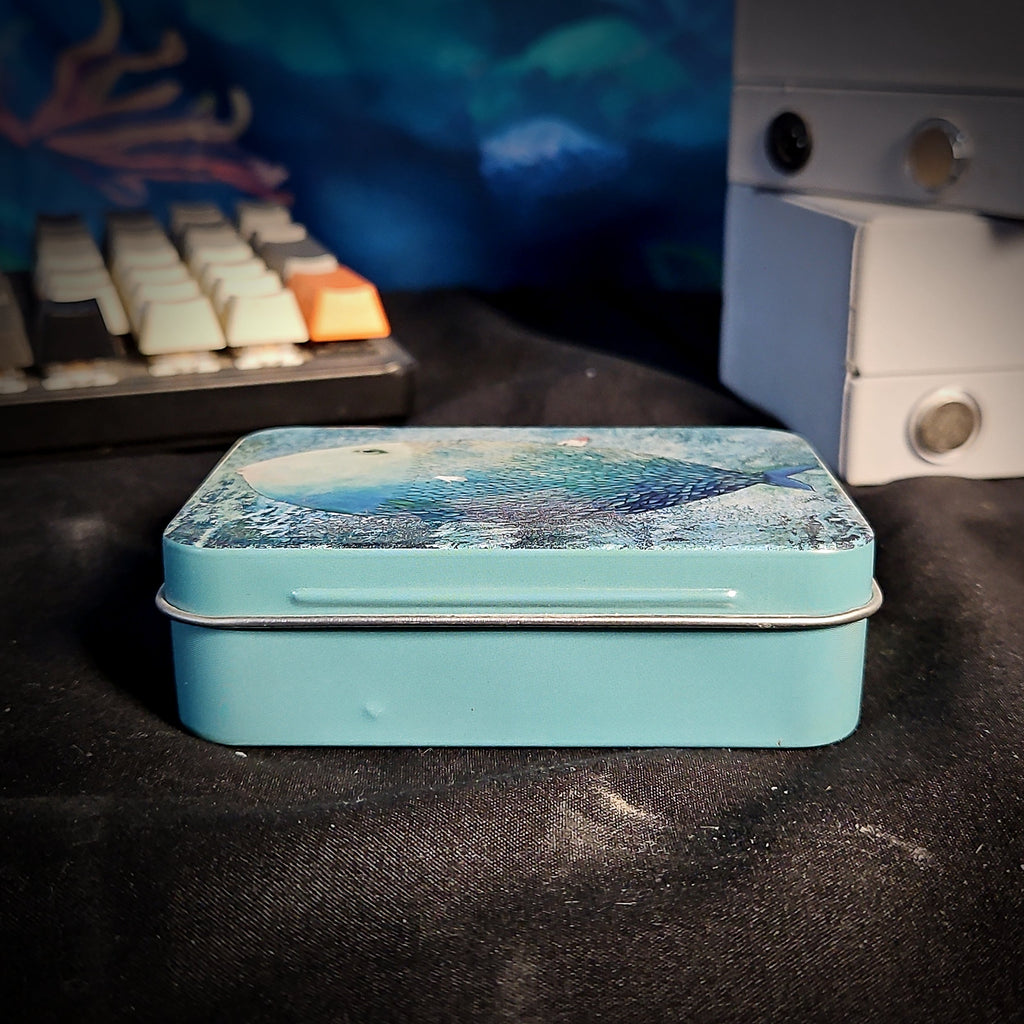 Hammerhead Tin Light Box - handmade resin light box