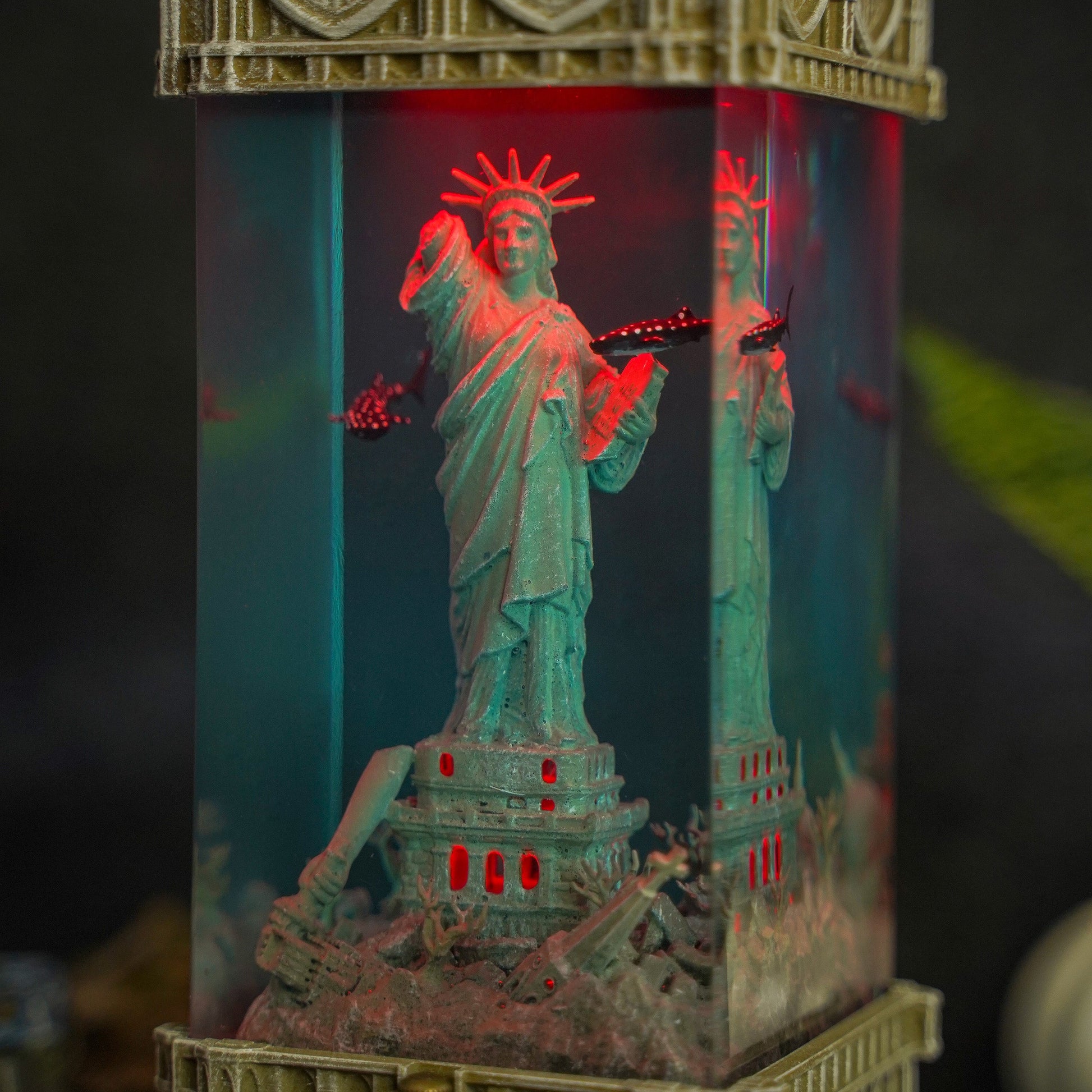 Statue of Liberty Clock Resin Lamp - handmade resin lamp