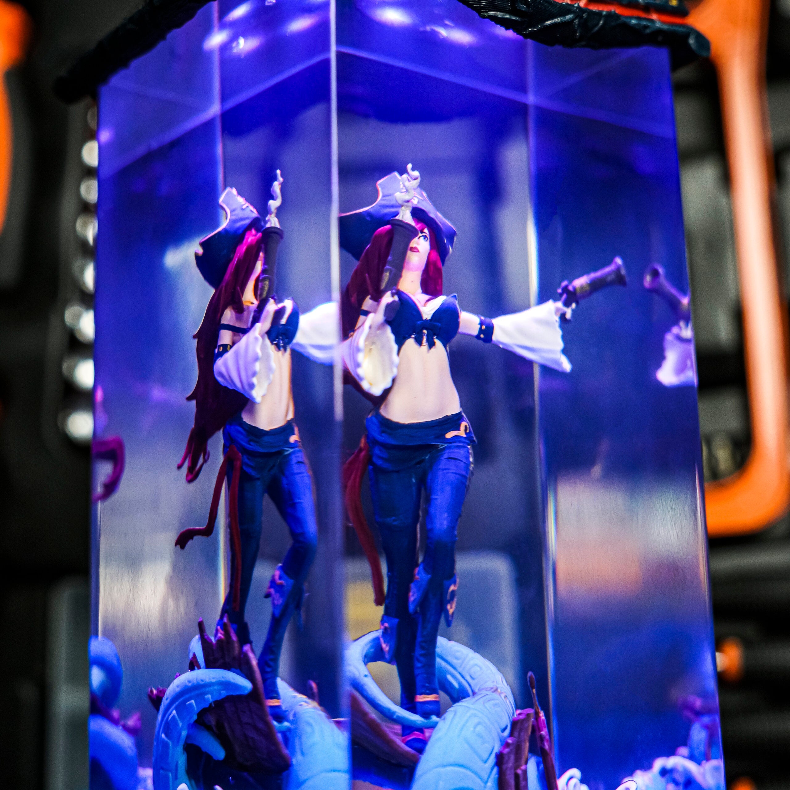 Miss Fortune LOL Resin Lamp