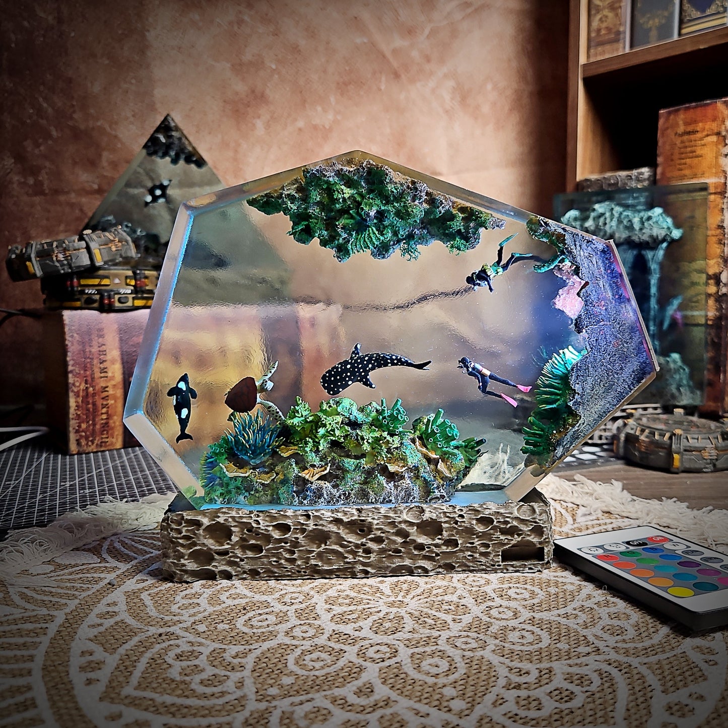 Coral Hexagon Resin Lamp - handmade resin lamp