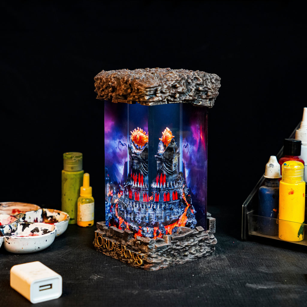 EYE V2 Resin Lamp - handmade resin lamp