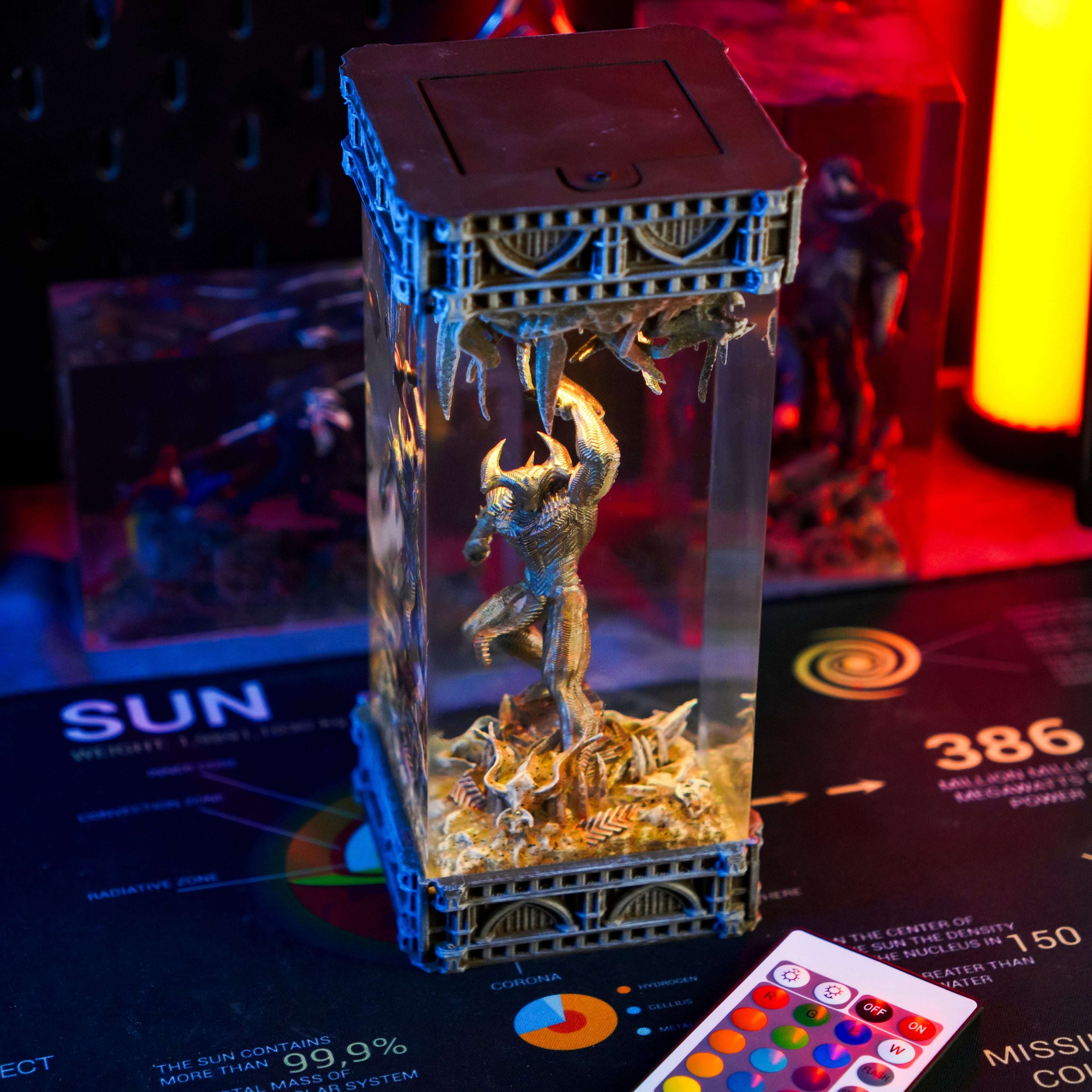 STEPPENWOLF EPOXY RESIN LAMP
