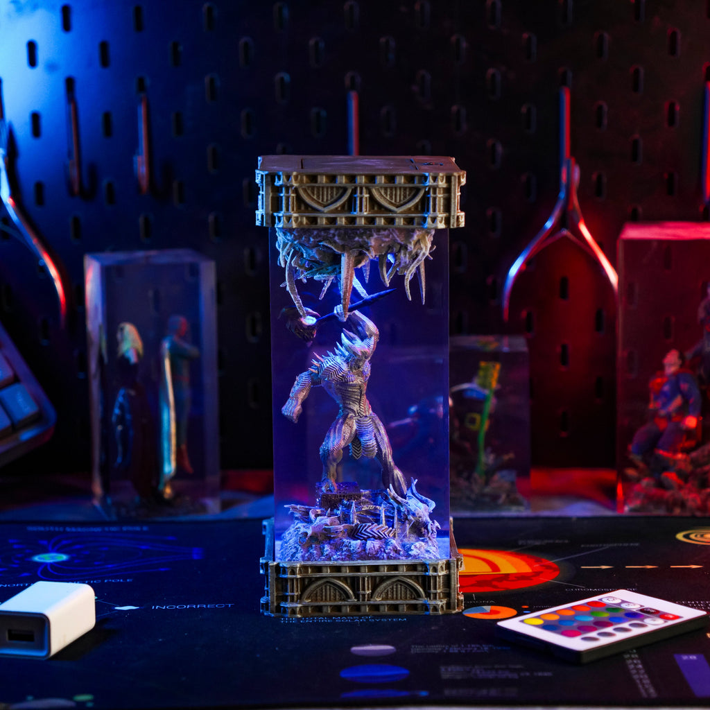 STEPPENWOLF EPOXY RESIN LAMP