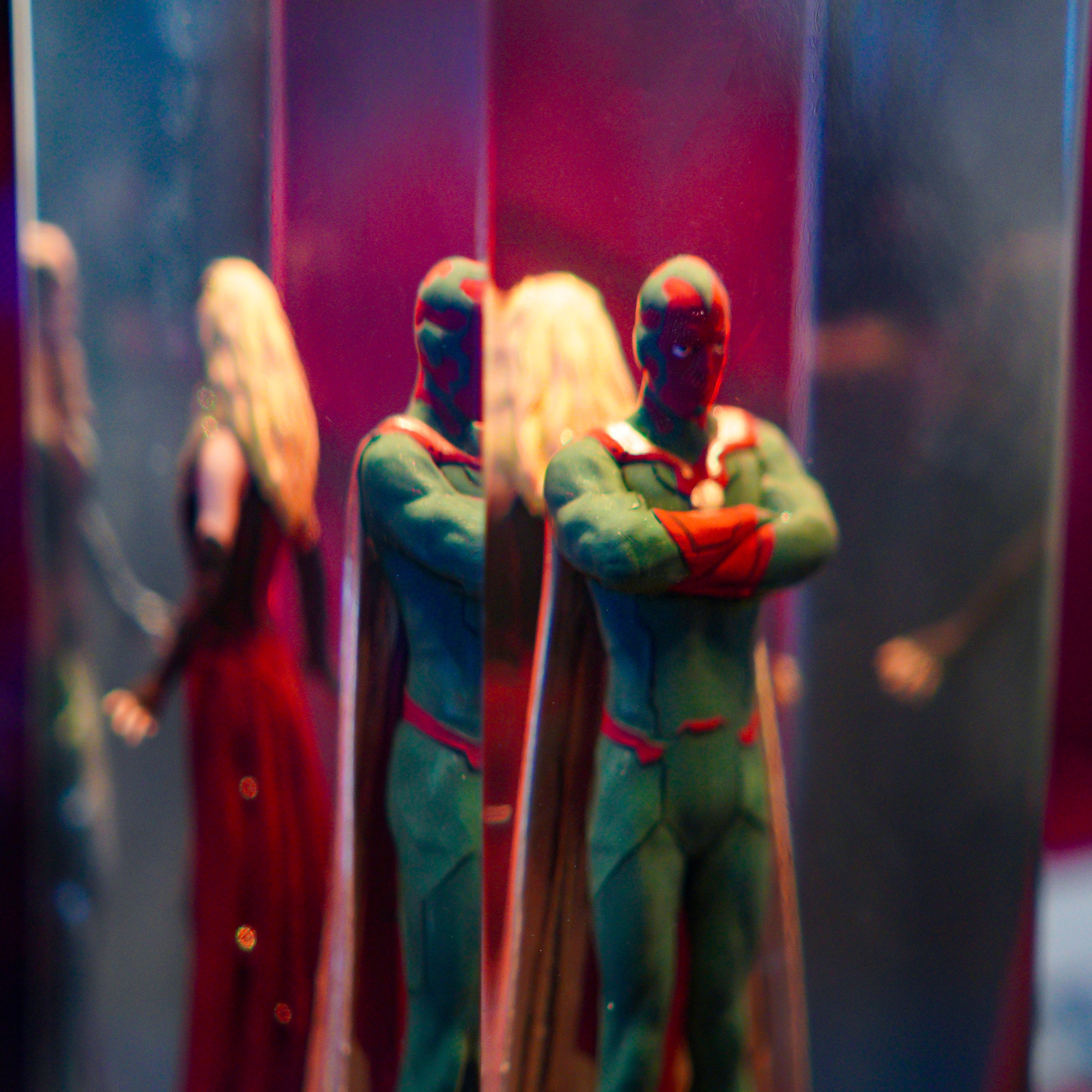 WANDA VISION RESIN LAMP