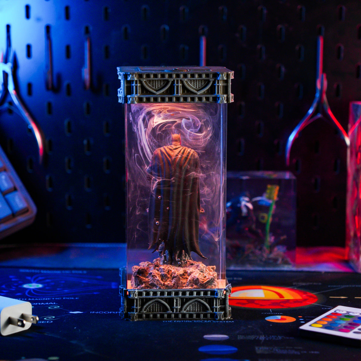 BATMAN RESIN LAMP V1 - handmade resin lamp
