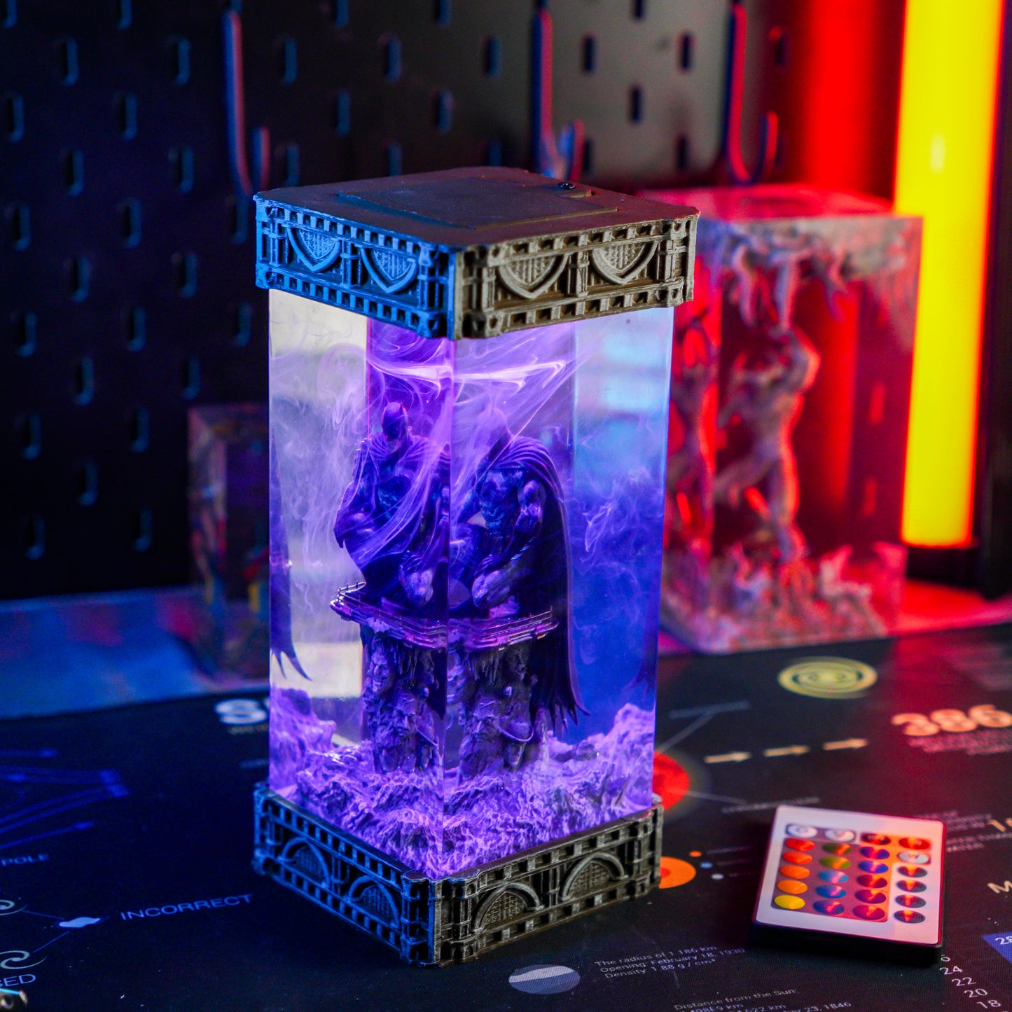 BATMAN RESIN LAMP V1 - handmade resin lamp