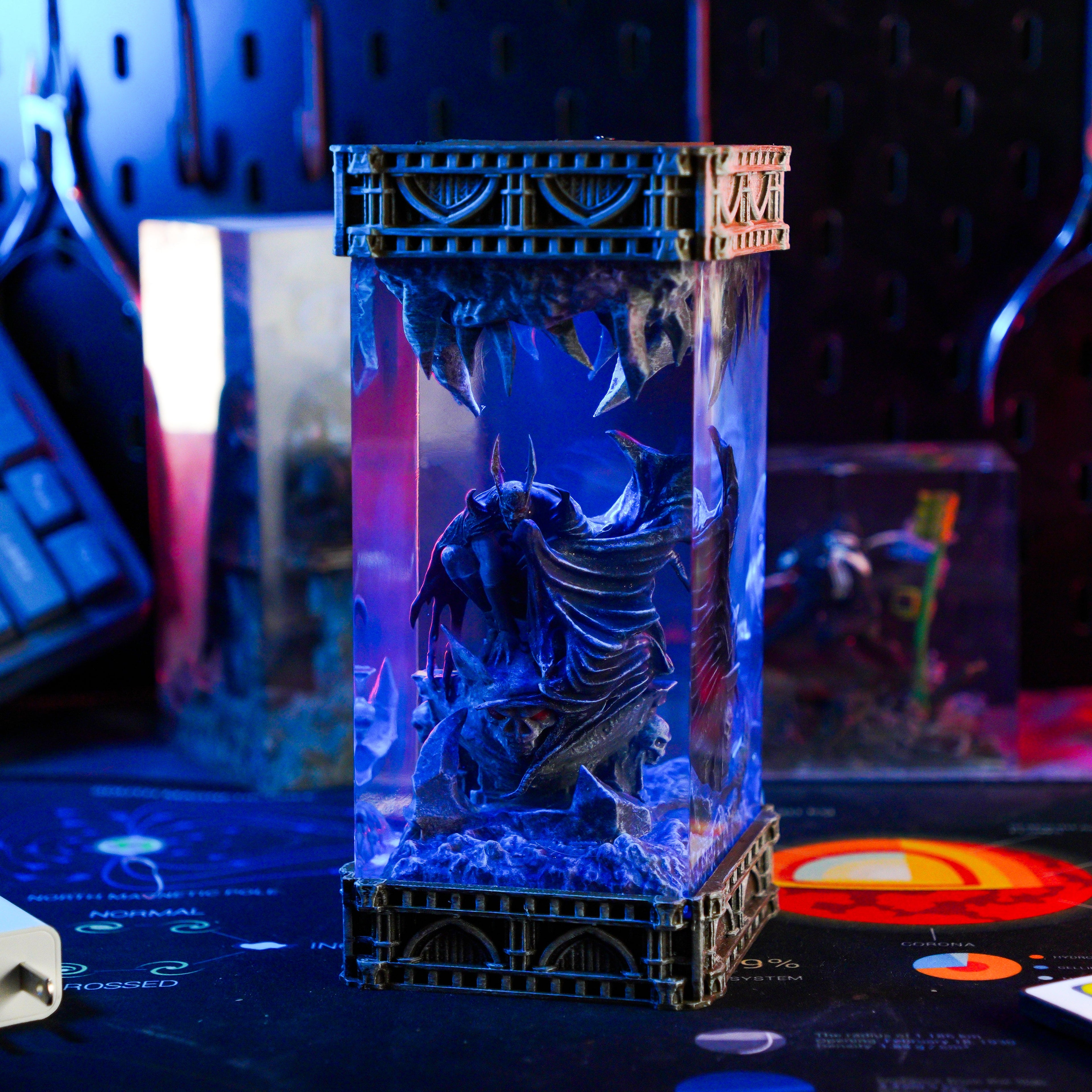 BATMAN RESIN LAMP V2