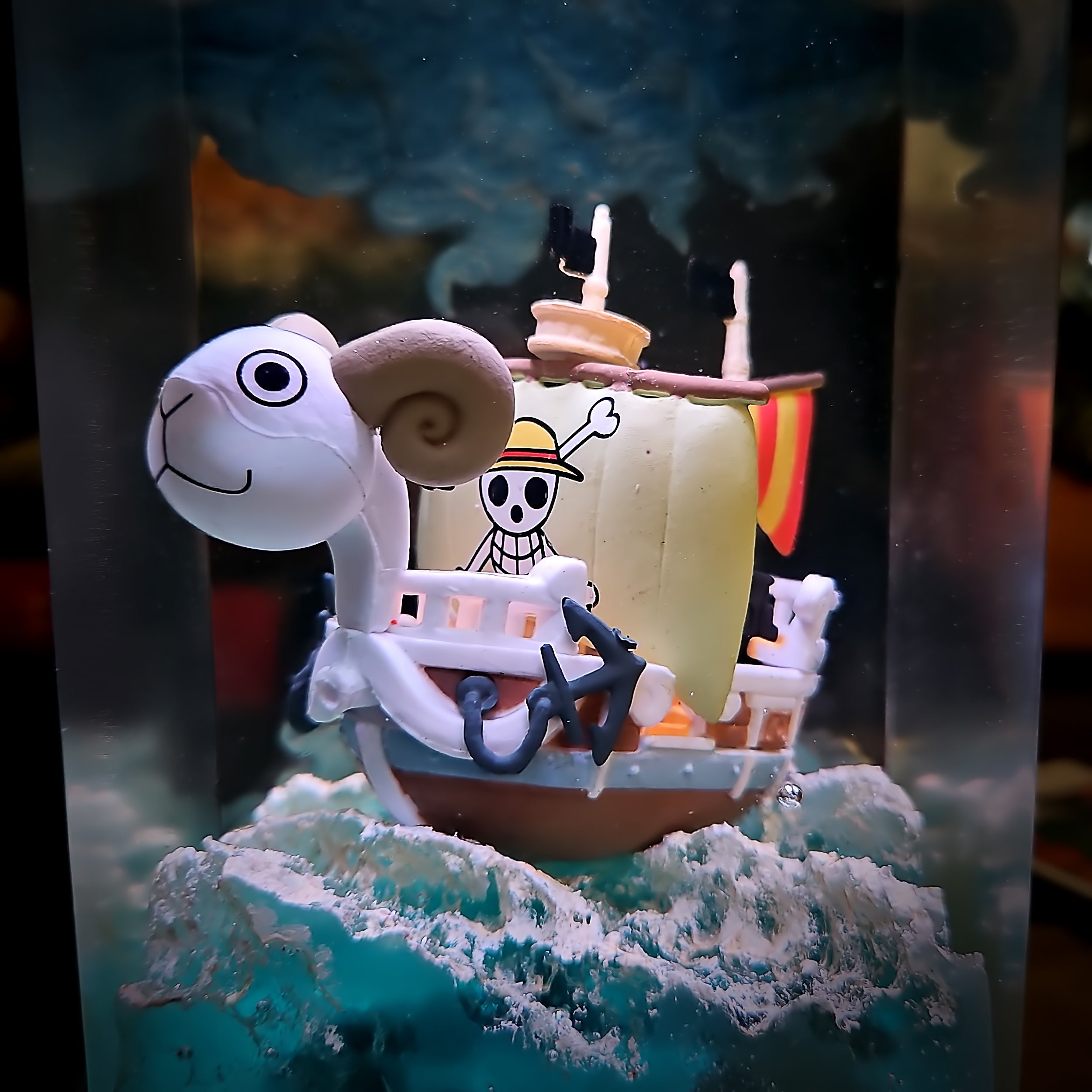 Going Merry V1 Resin Lamp - handmade resin lamp