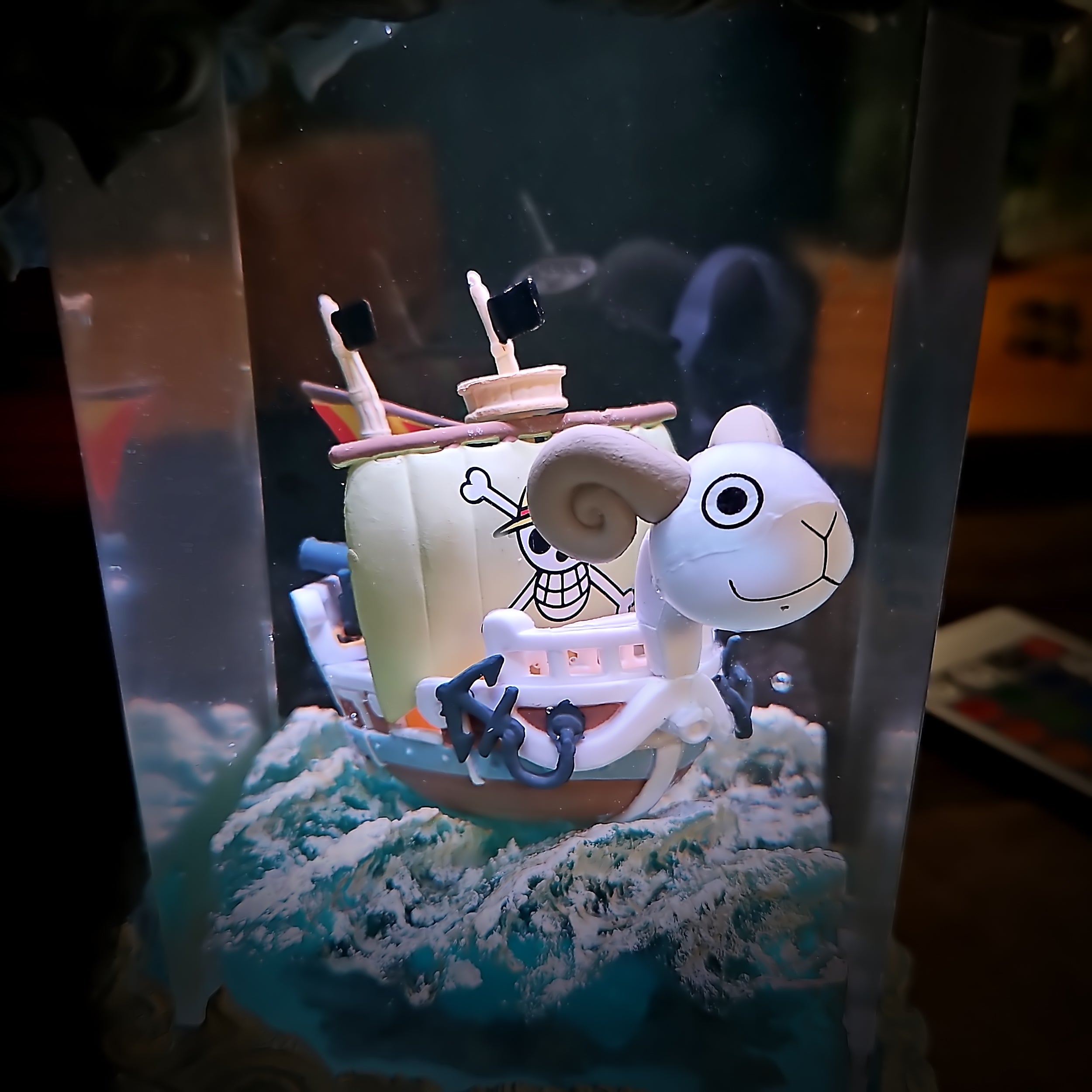 Going Merry V1 Resin Lamp - handmade resin lamp
