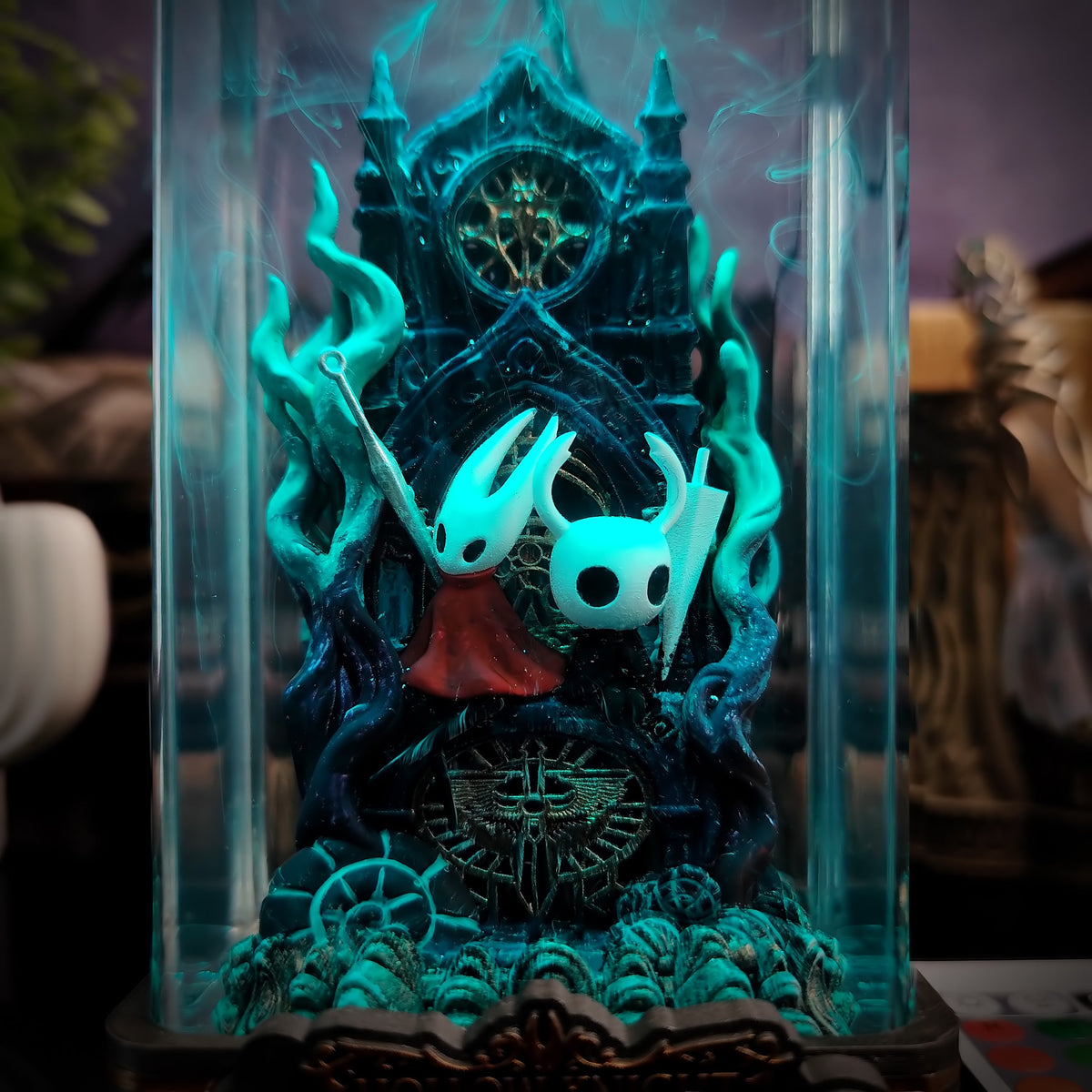 Knight & Hornet Silksong V2 Lamp - handmade resin lamp