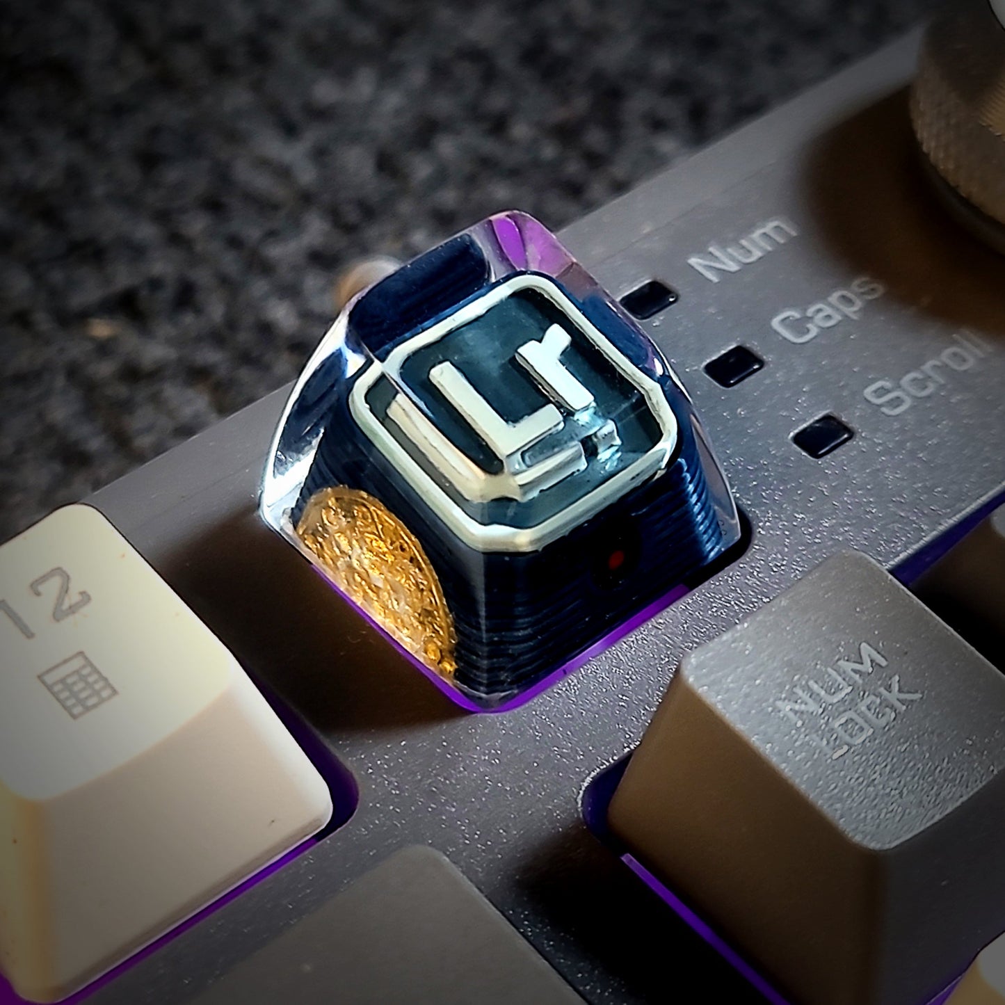 Adobe Suite Keycap - handmade resin keycap