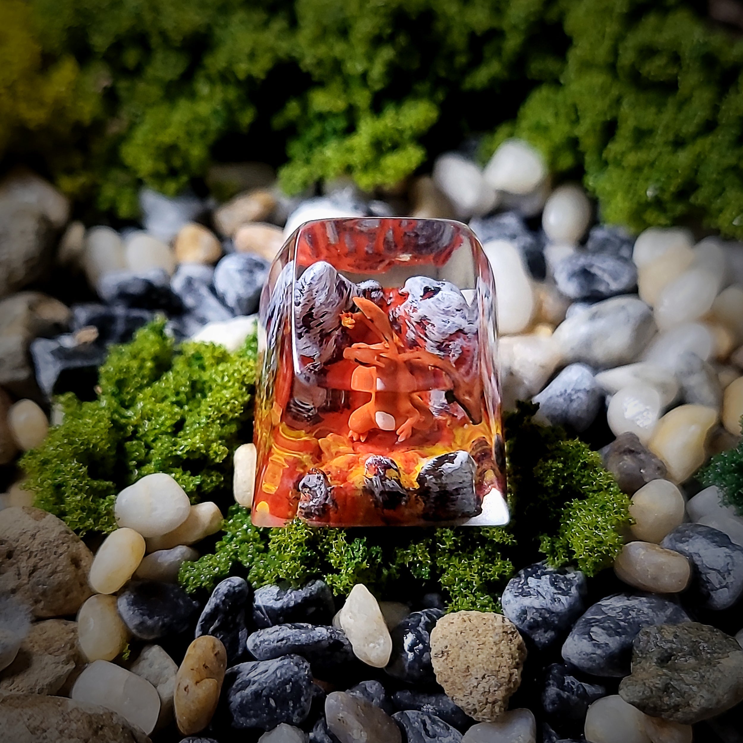 Charizard Old Keycap - handmade resin keycap