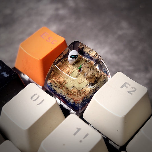 Wall E Keycap - handmade resin keycap