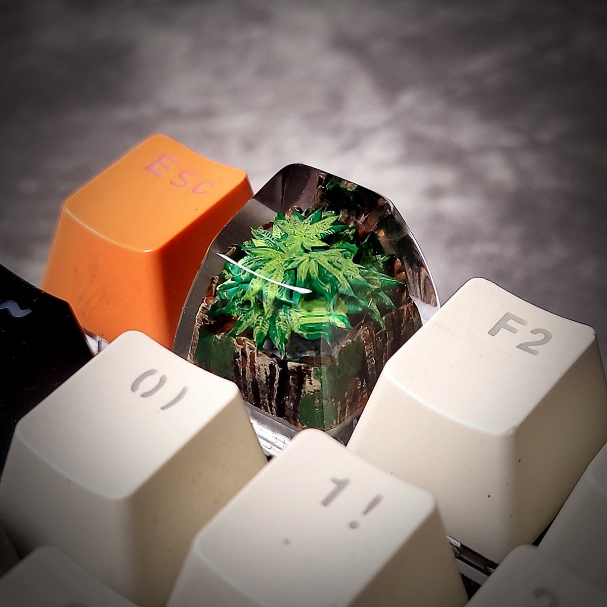 Cannabis Keycap - handmade resin keycap