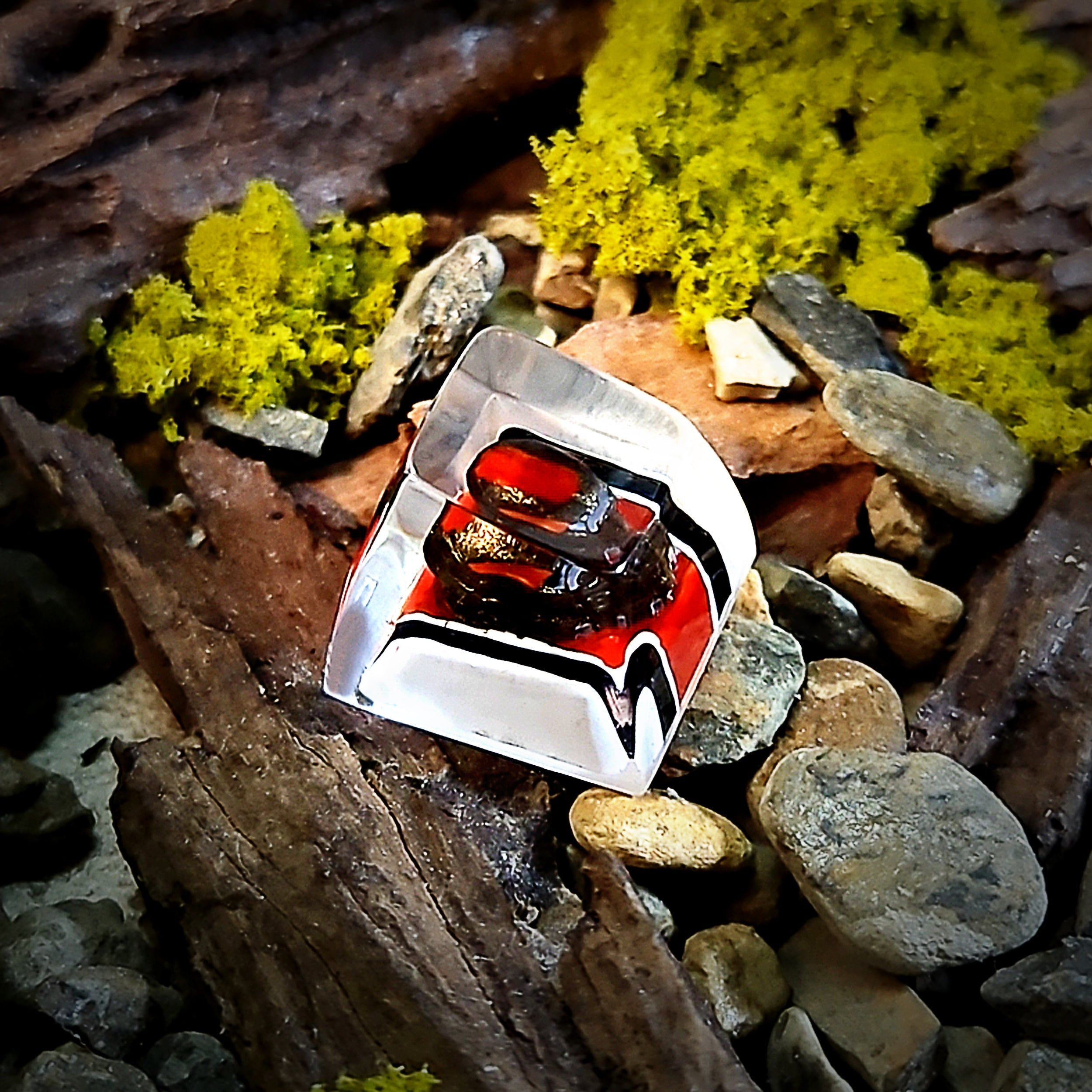 N7 MU Keycaps - handmade resin keycap side view