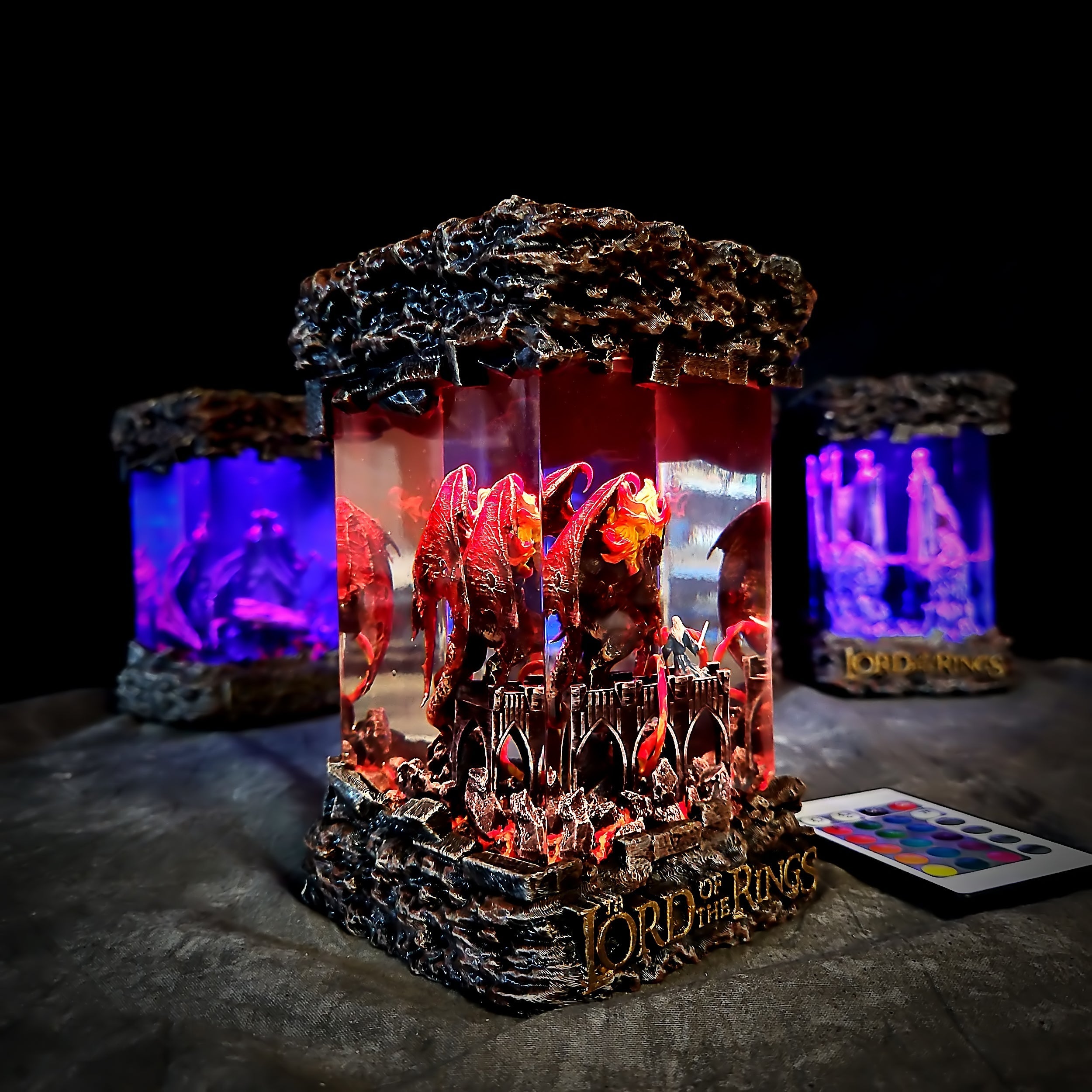 Balrog vs Gandalf - handmade resin lamp