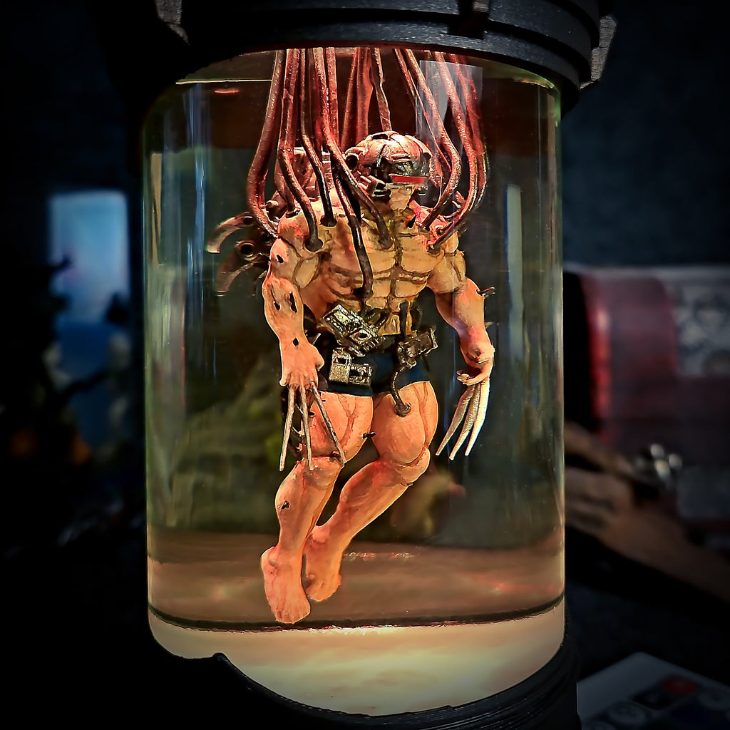 BIOLAB - X-Men Wolverine Weapon X Resin Lamp - handmade resin lamp