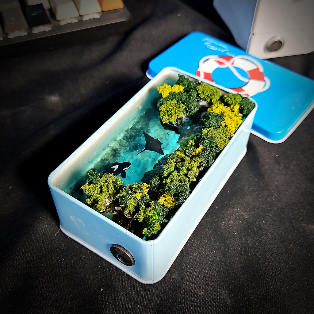 Whale & Manta Ray Tin Light Box - handmade resin light box