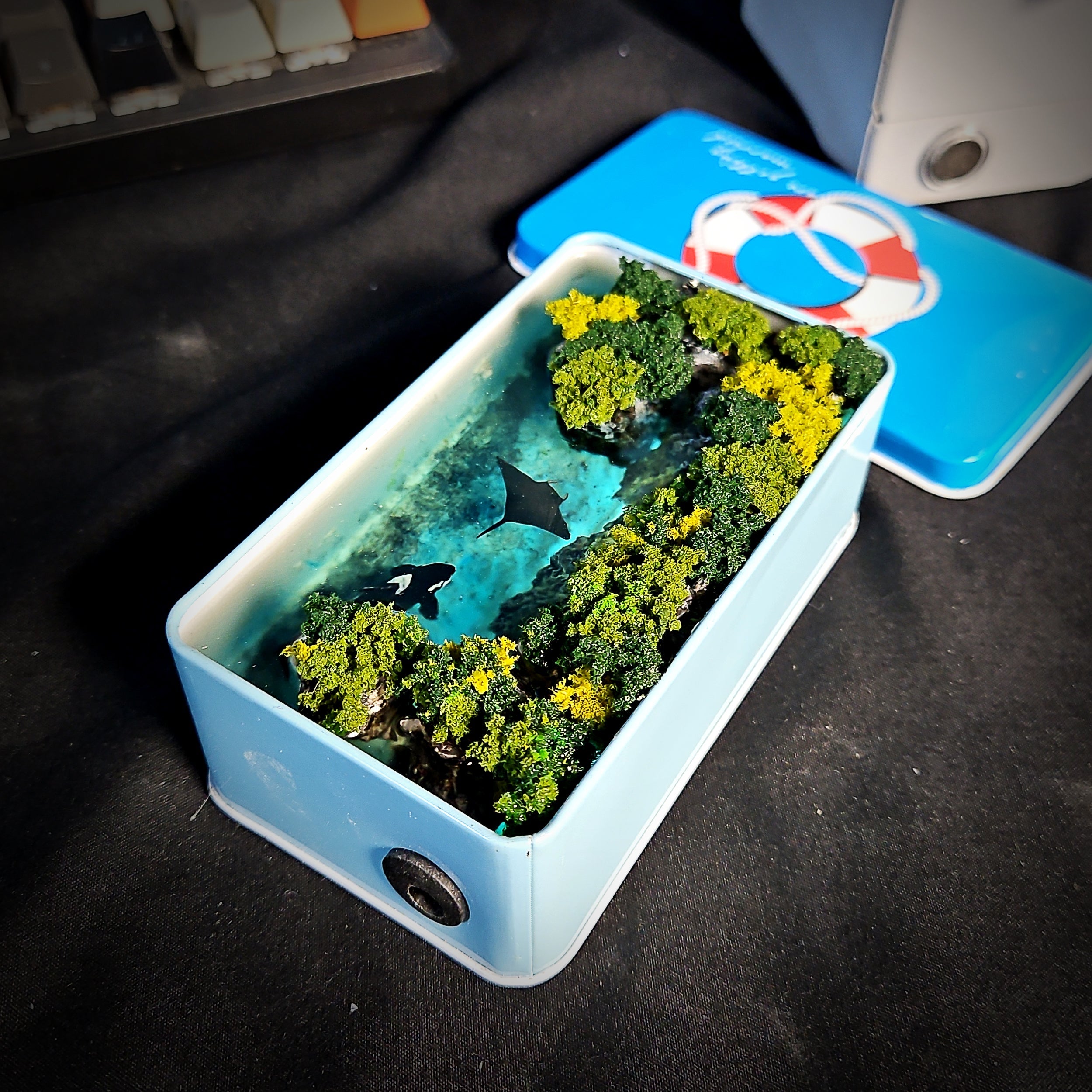 Whale & Manta Ray Tin Light Box - handmade resin light box