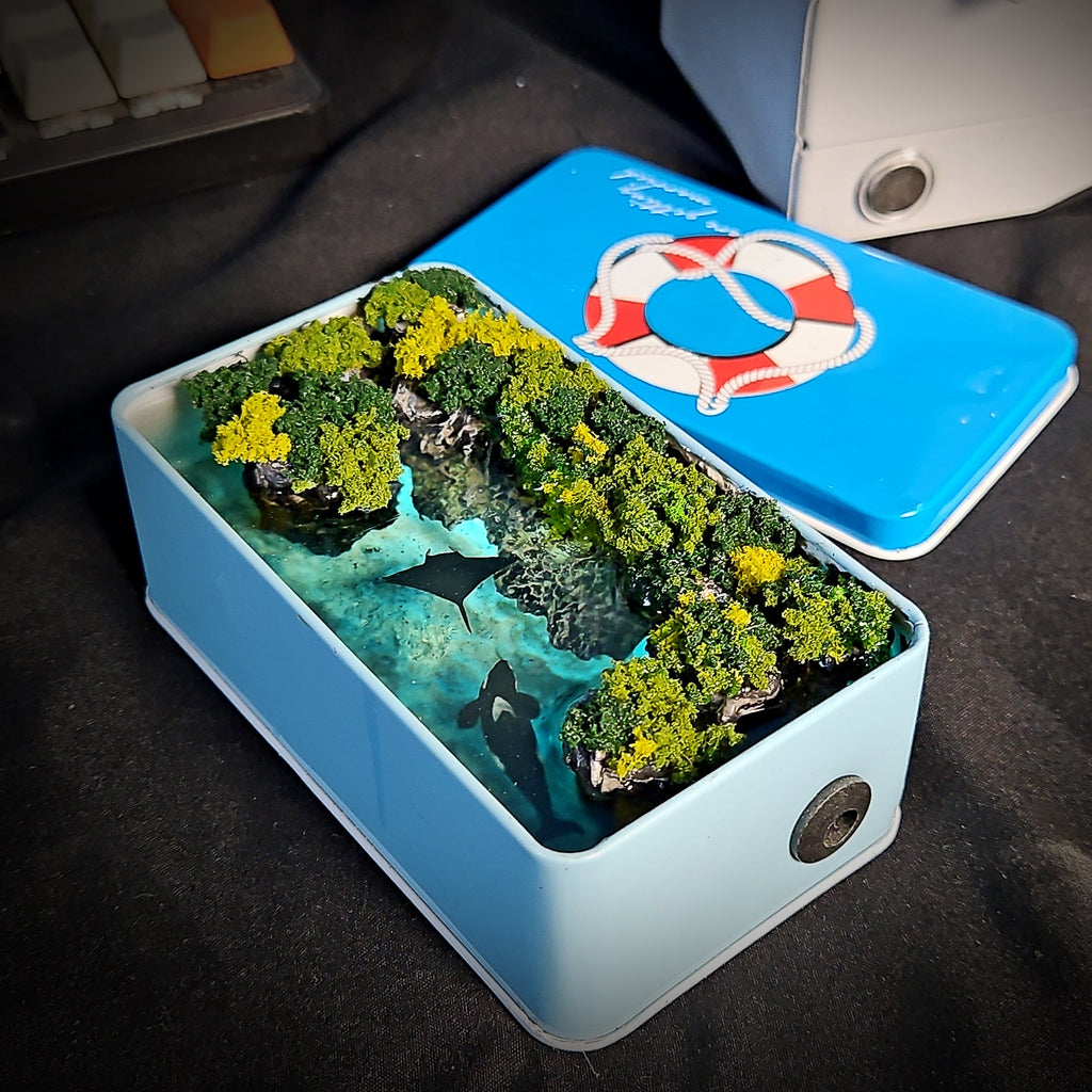 Whale & Manta Ray Tin Light Box - handmade resin light box