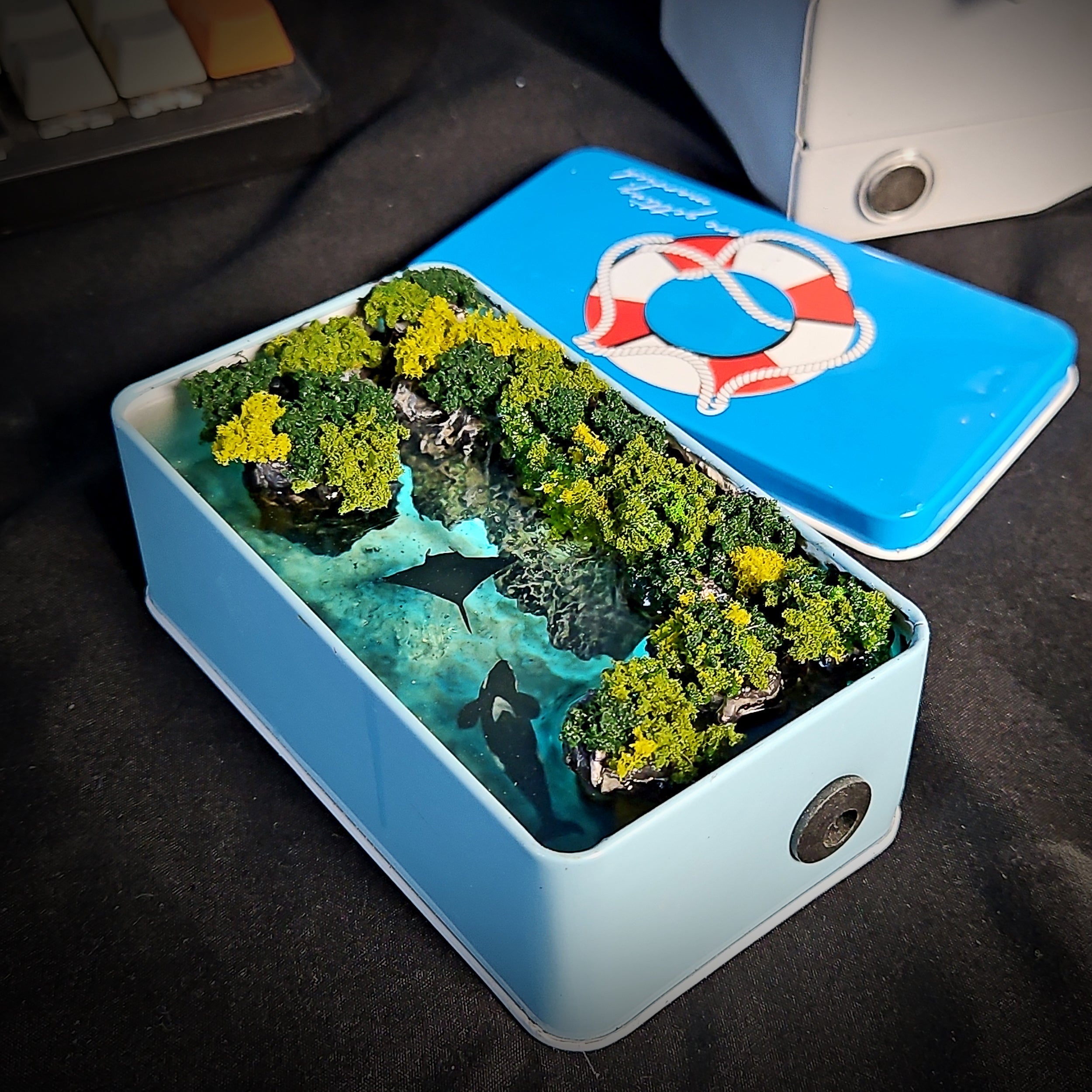 Whale & Manta Ray Tin Light Box - handmade resin light box