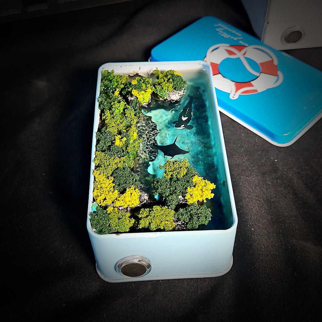Whale & Manta Ray Tin Light Box - handmade resin light box