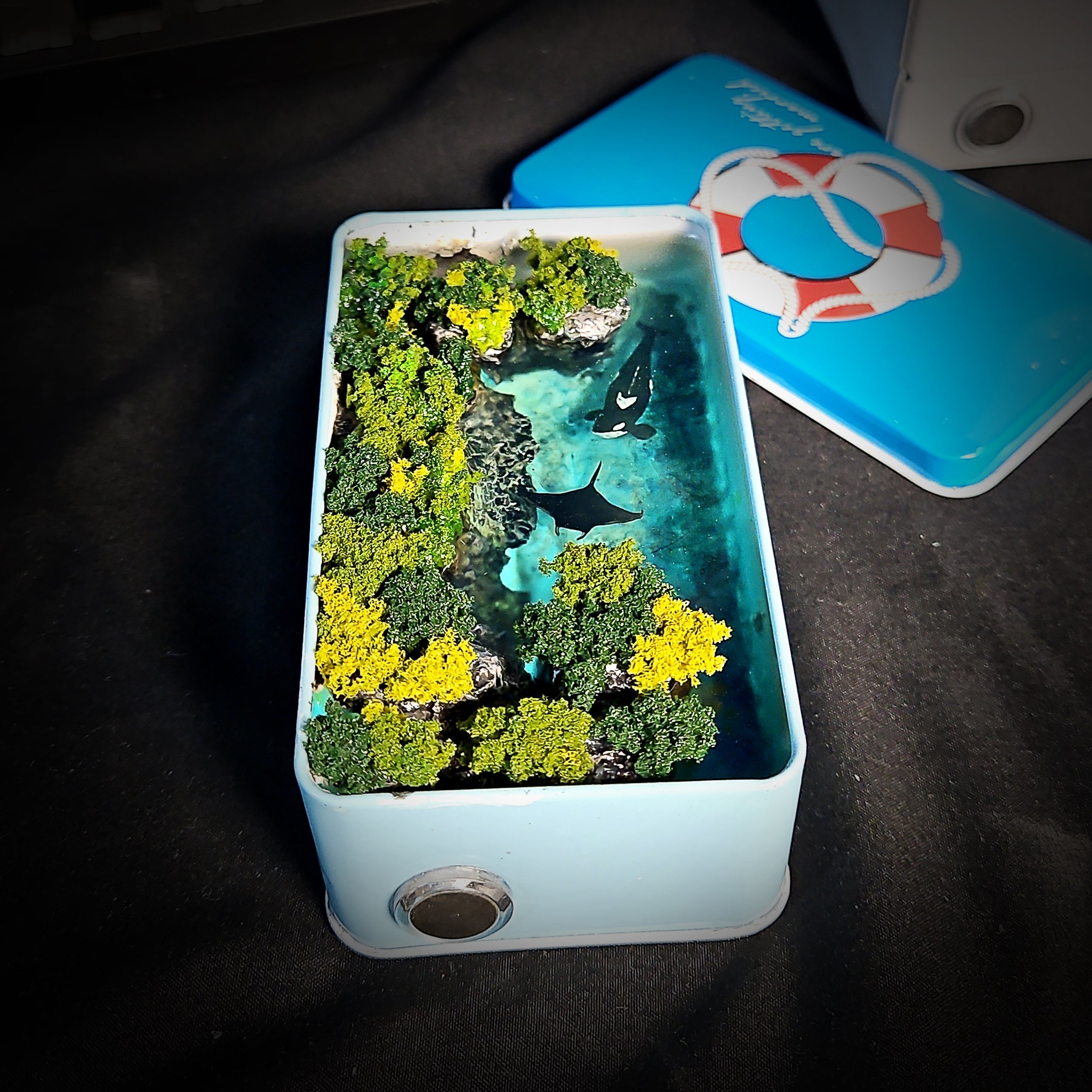 Whale & Manta Ray Tin Light Box - handmade resin light box