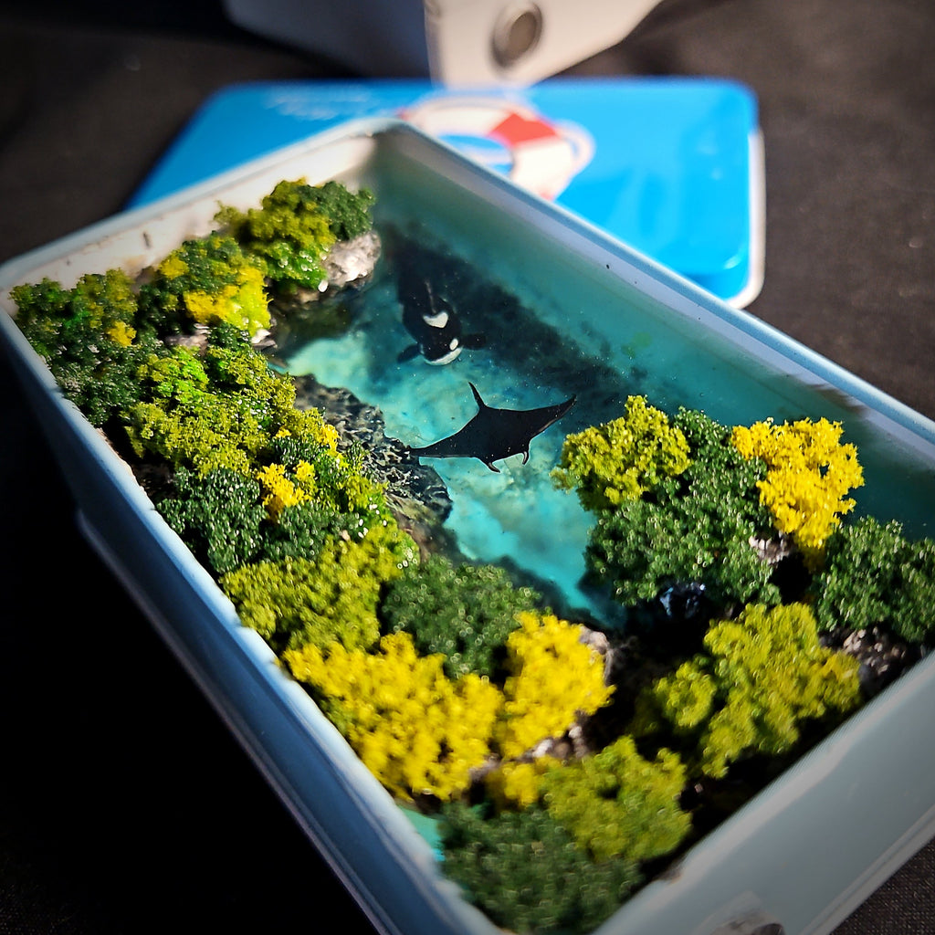 Whale & Manta Ray Tin Light Box - handmade resin light box