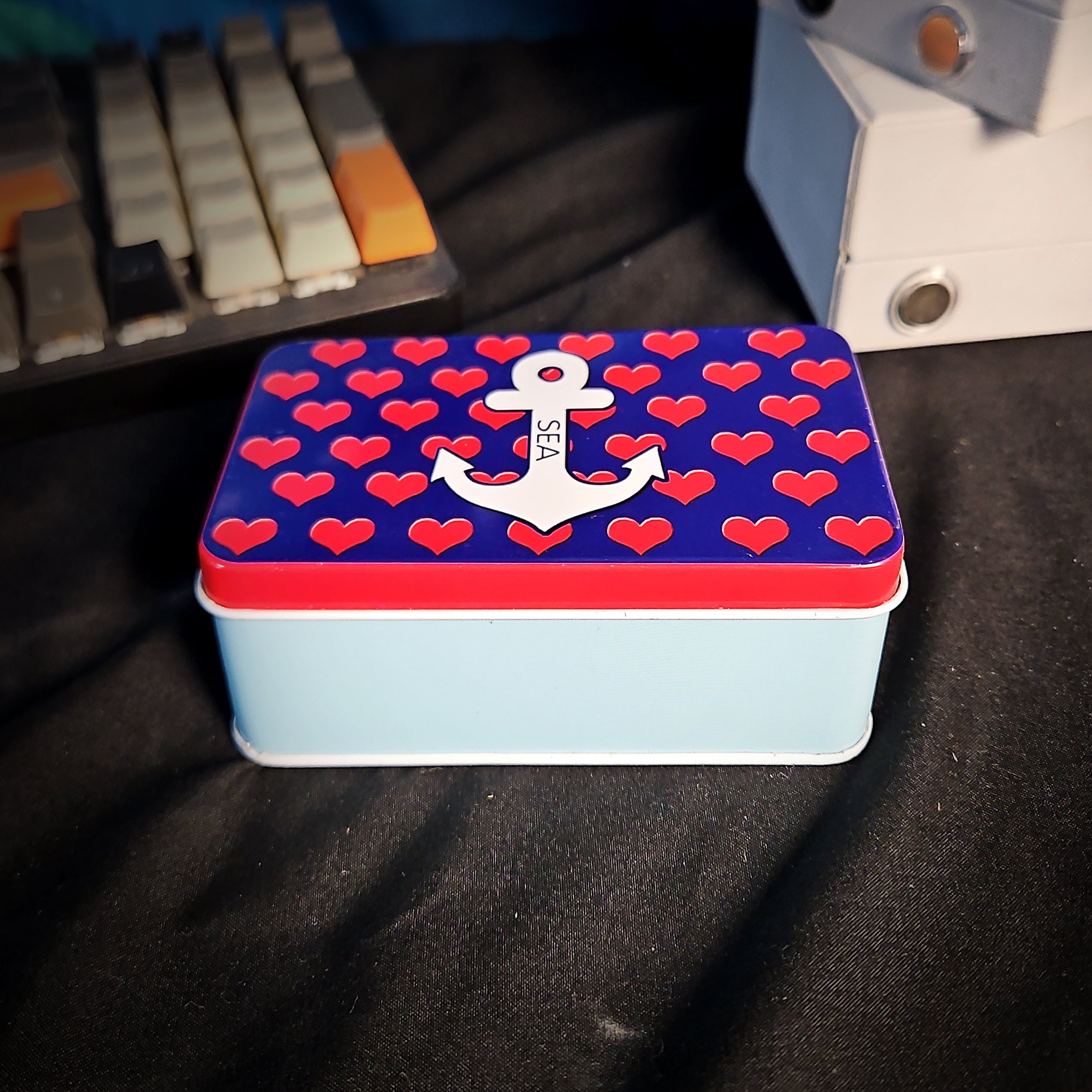 Coral Diver Tin Light Box - handmade resin light box