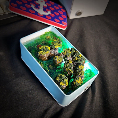 Coral Diver Tin Light Box - handmade resin light box