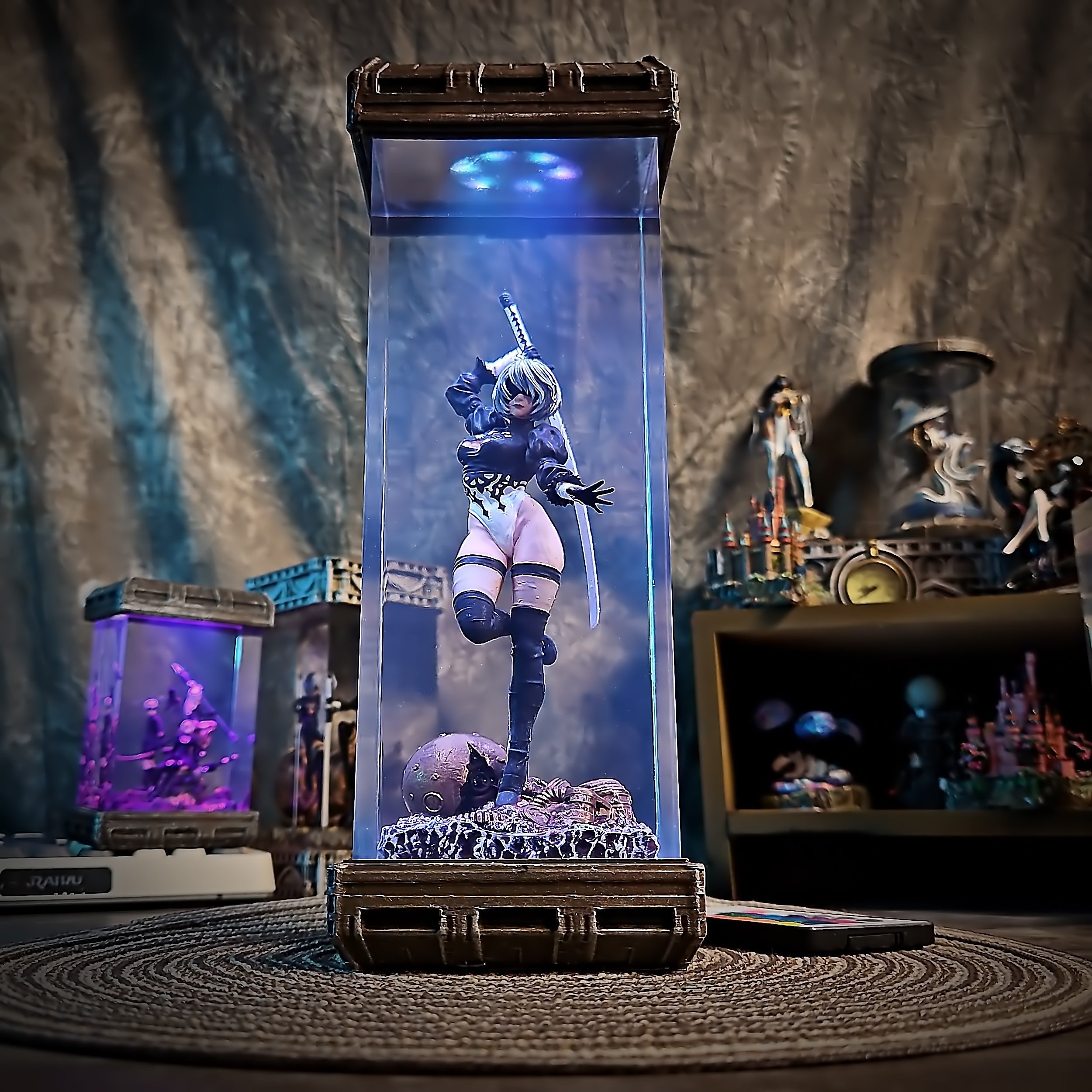 2B V1 - handmade resin lamp