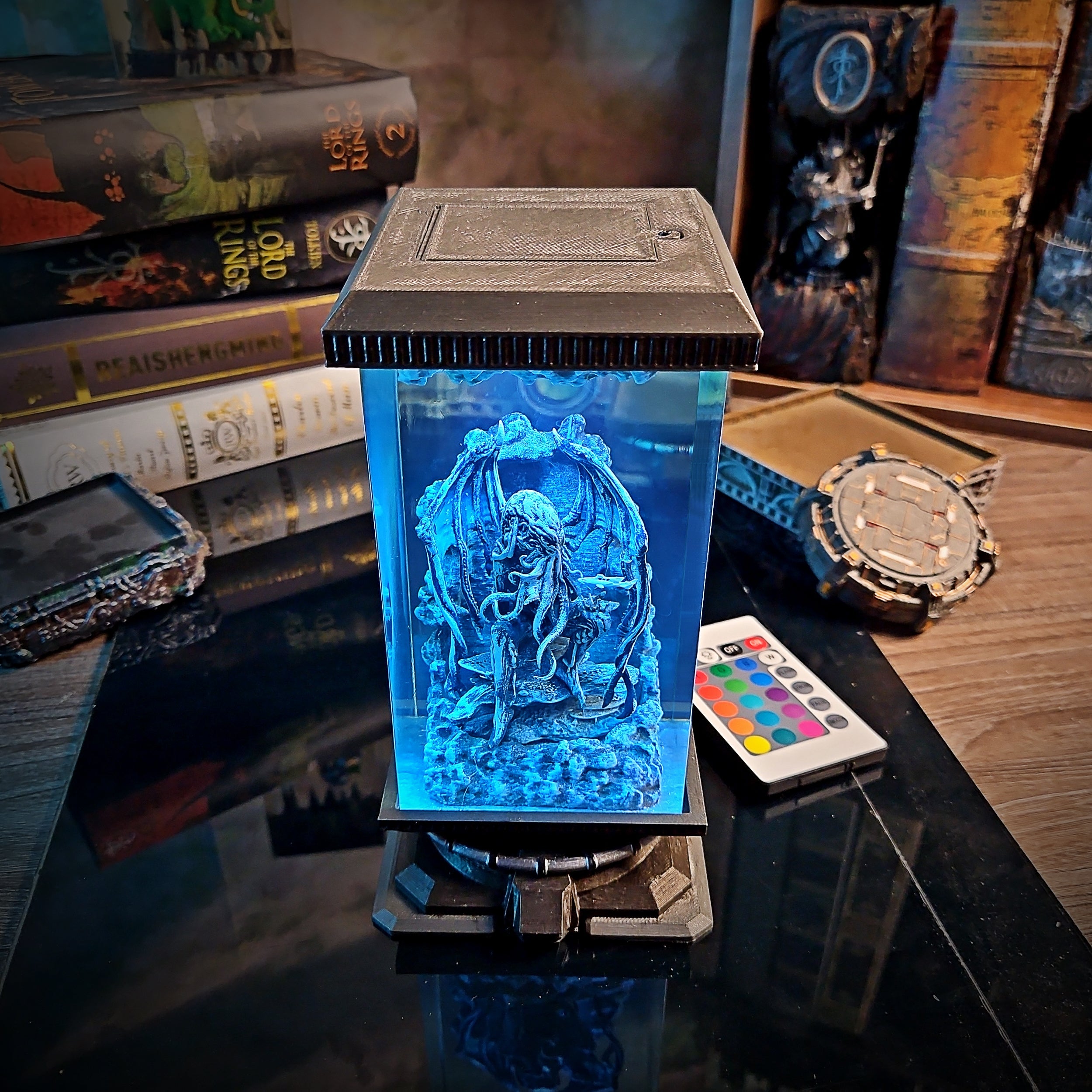 Cthulhu Resin Lamp - handmade resin lamp