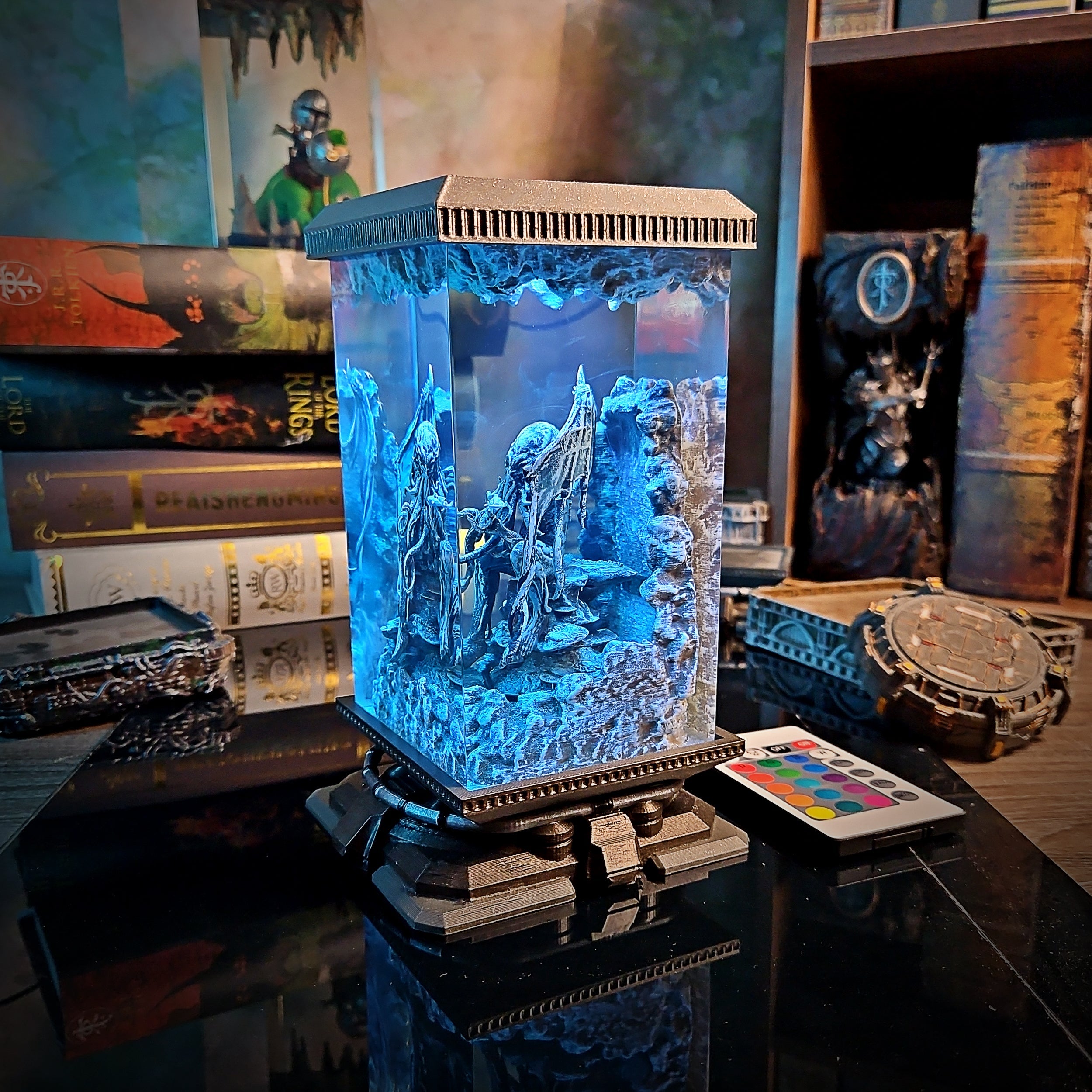 Cthulhu Resin Lamp - handmade resin lamp
