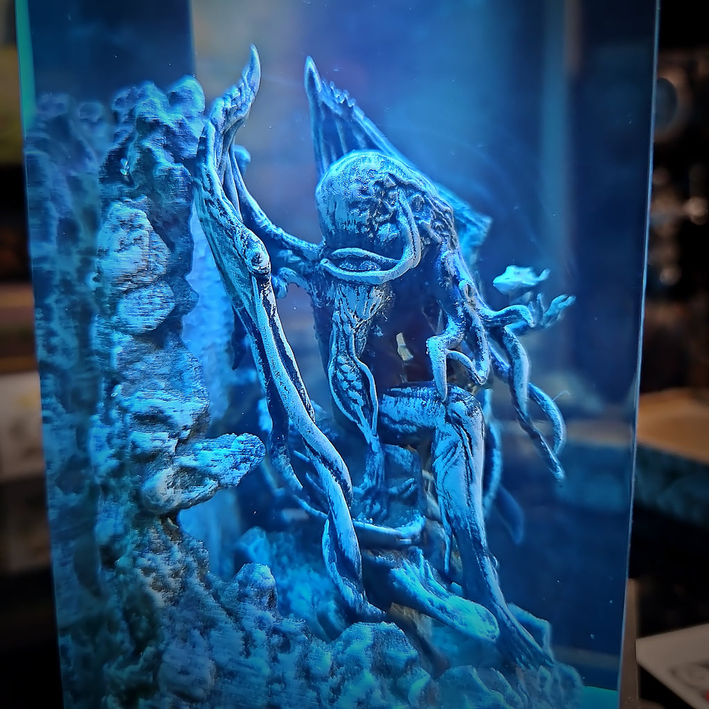 Cthulhu Resin Lamp - handmade resin lamp