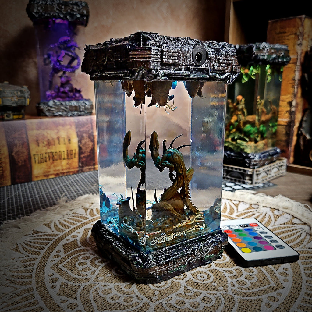 Alien Resin Lamp - handmade resin lamp